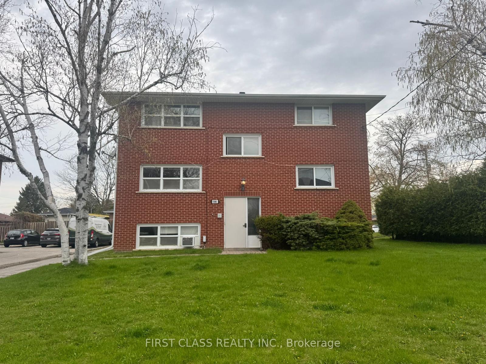 Photo 1 of Unit 2, 596 Digby Avenue, Oshawa, Eastdale — HOMEH
