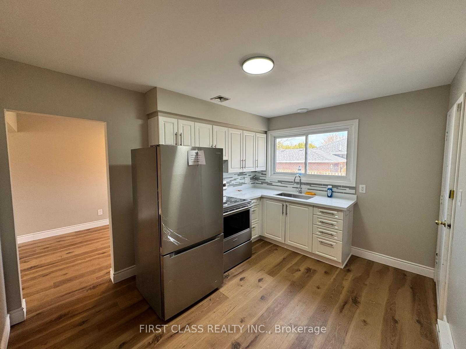 Photo 3 of Unit 2, 596 Digby Avenue, Oshawa, Eastdale — HOMEH