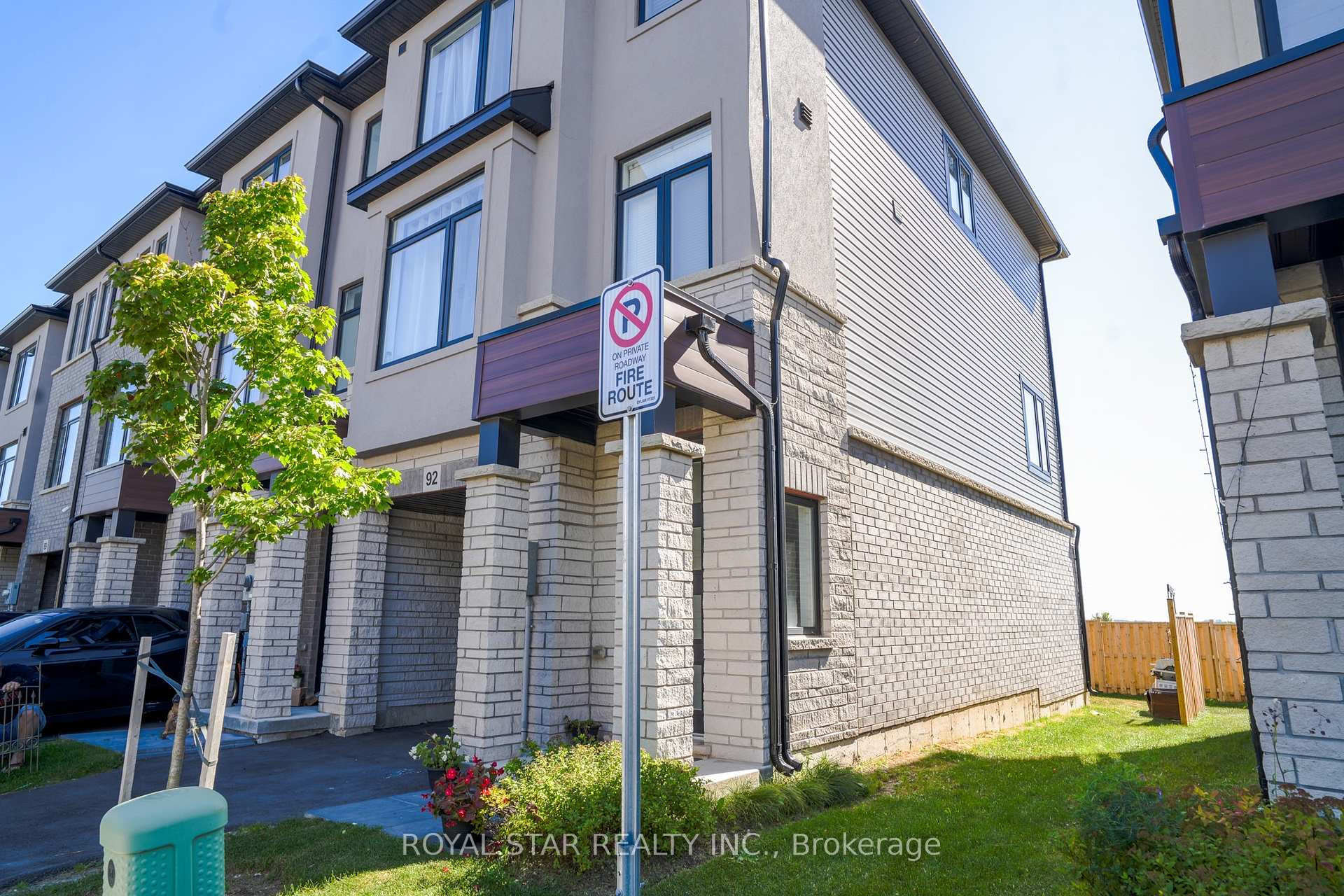 Photo 3 of Unit 92, 155 Equestrian Way, Cambridge, Preston Heights — HOMEH