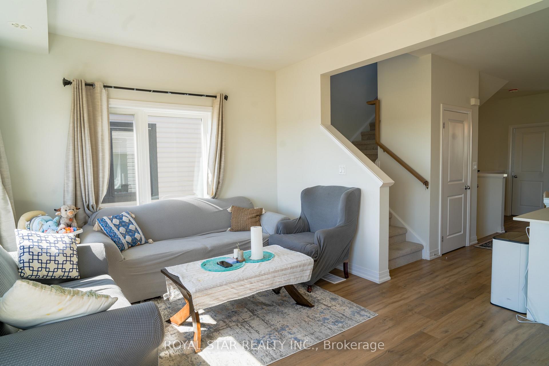 Photo 15 of Unit 92, 155 Equestrian Way, Cambridge, Preston Heights — HOMEH