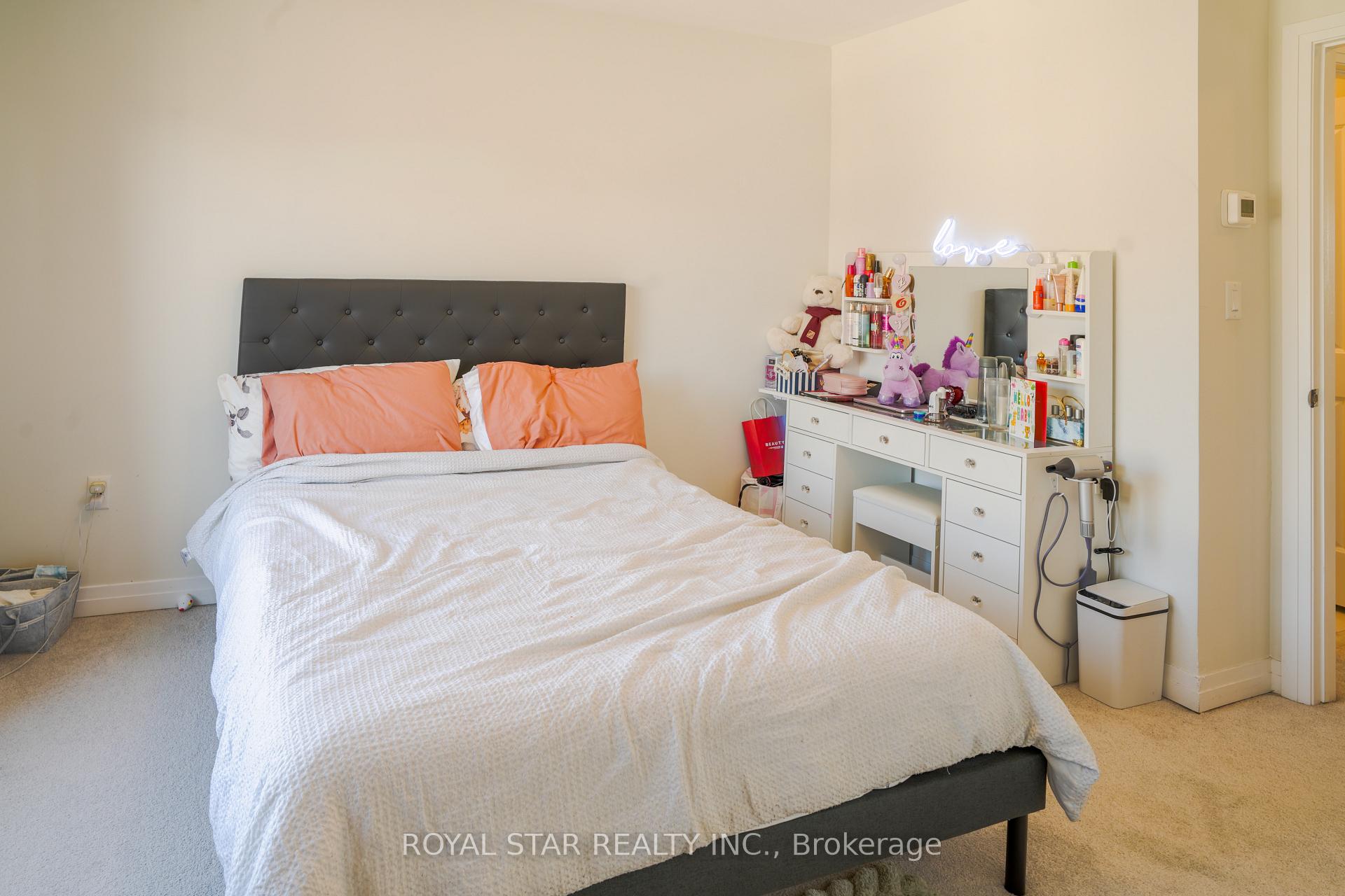 Photo 20 of Unit 92, 155 Equestrian Way, Cambridge, Preston Heights — HOMEH