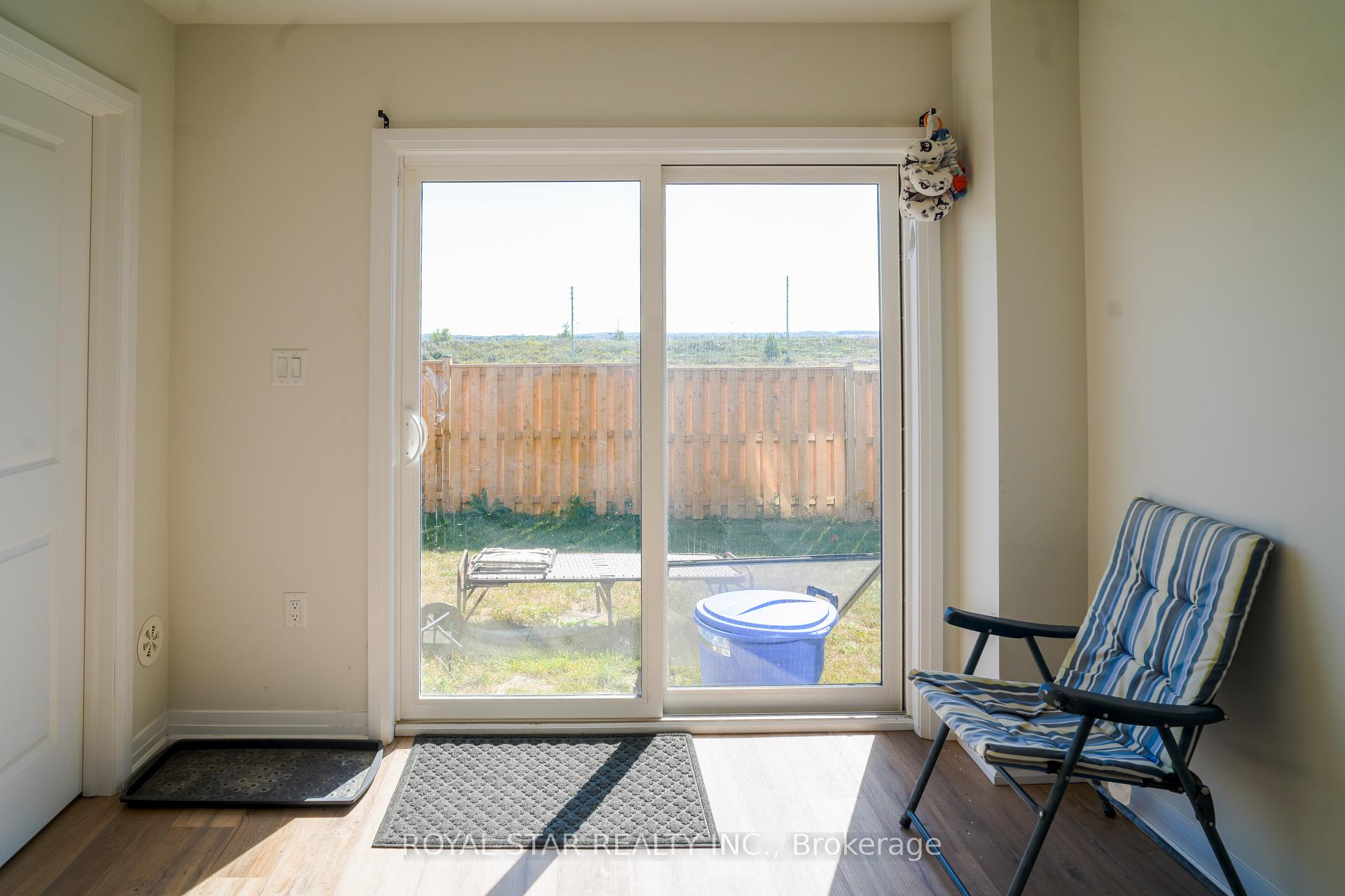 Photo 26 of Unit 92, 155 Equestrian Way, Cambridge, Preston Heights — HOMEH