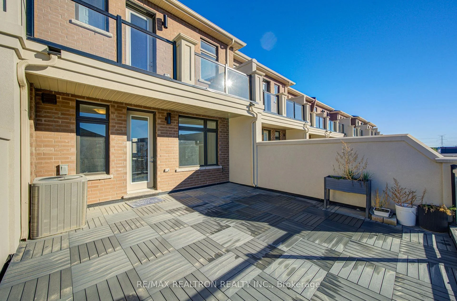 Photo 28 of 68 Johann Drive, Markham, Middlefield — HOMEH