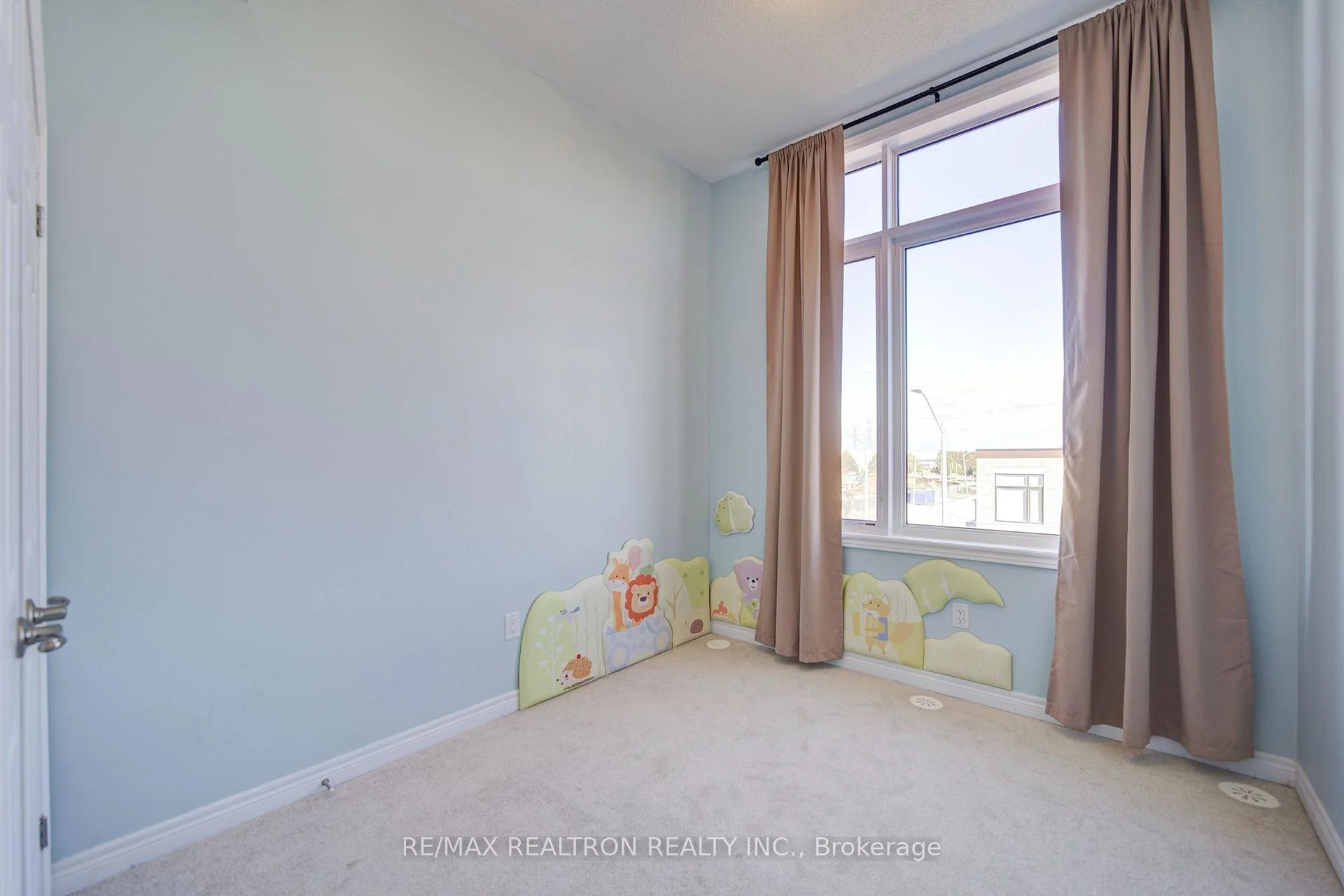 Photo 31 of 68 Johann Drive, Markham, Middlefield — HOMEH