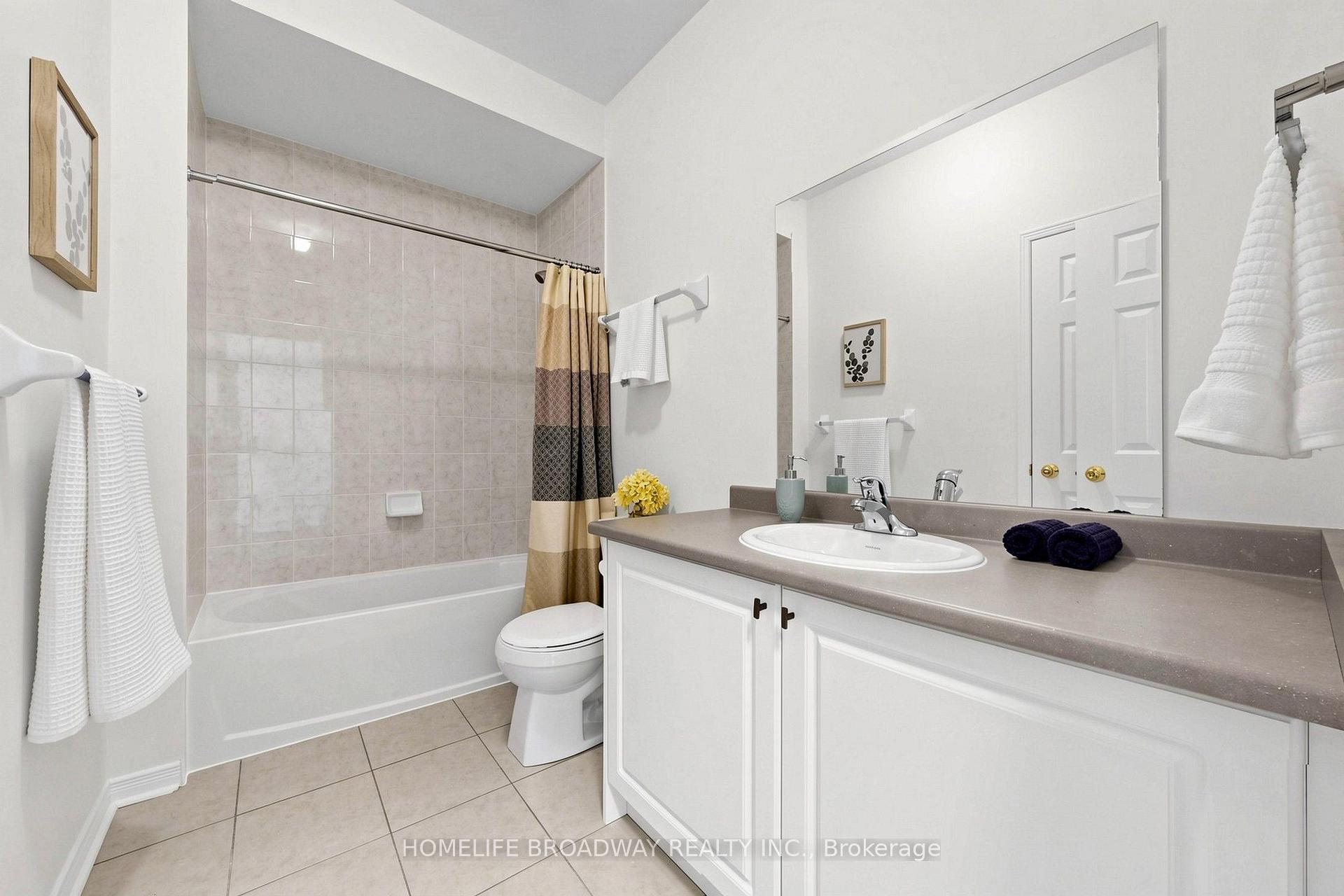 Photo 29 of 112 Ness Drive, Richmond Hill, Rural Richmond Hill — HOMEH