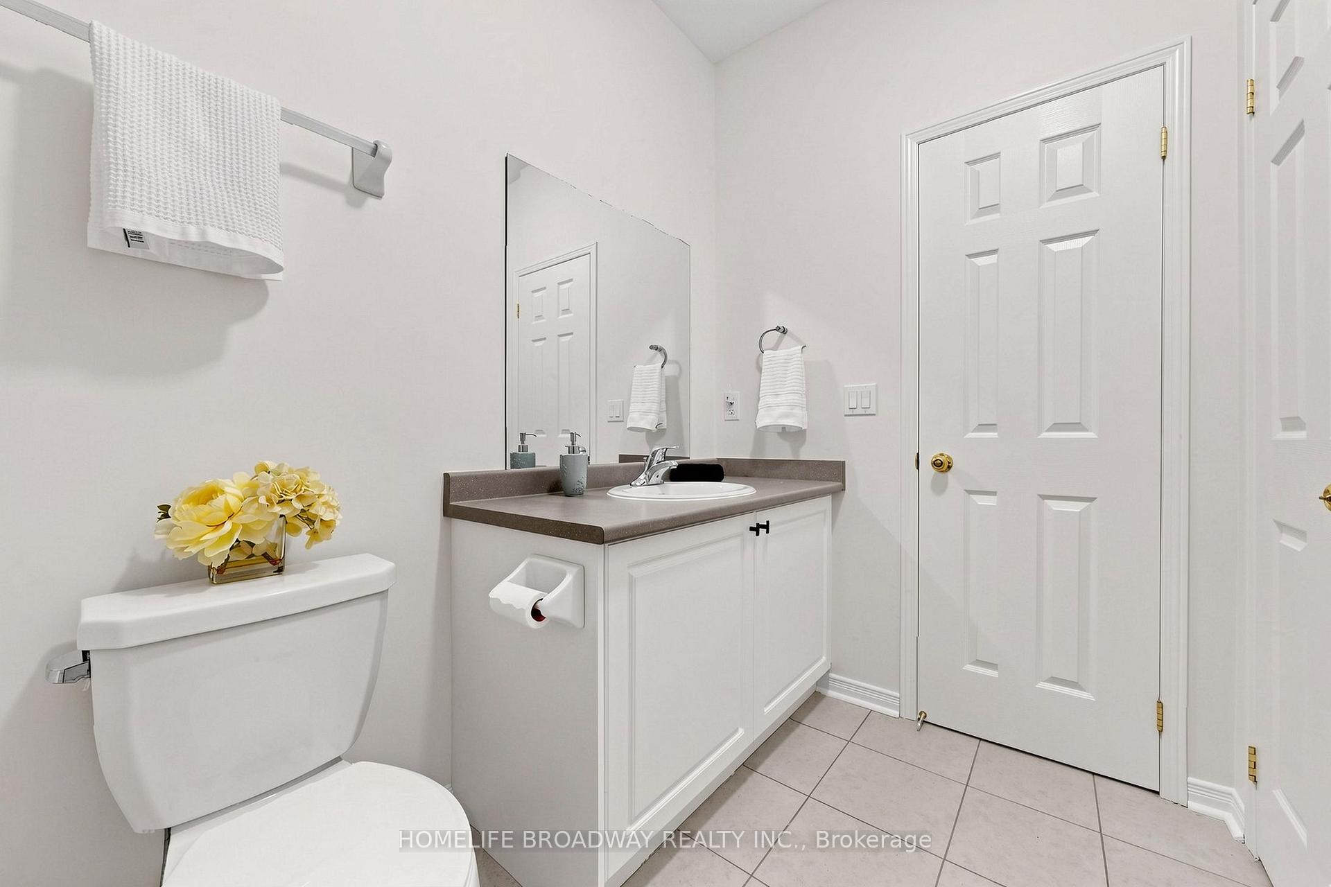 Photo 30 of 112 Ness Drive, Richmond Hill, Rural Richmond Hill — HOMEH