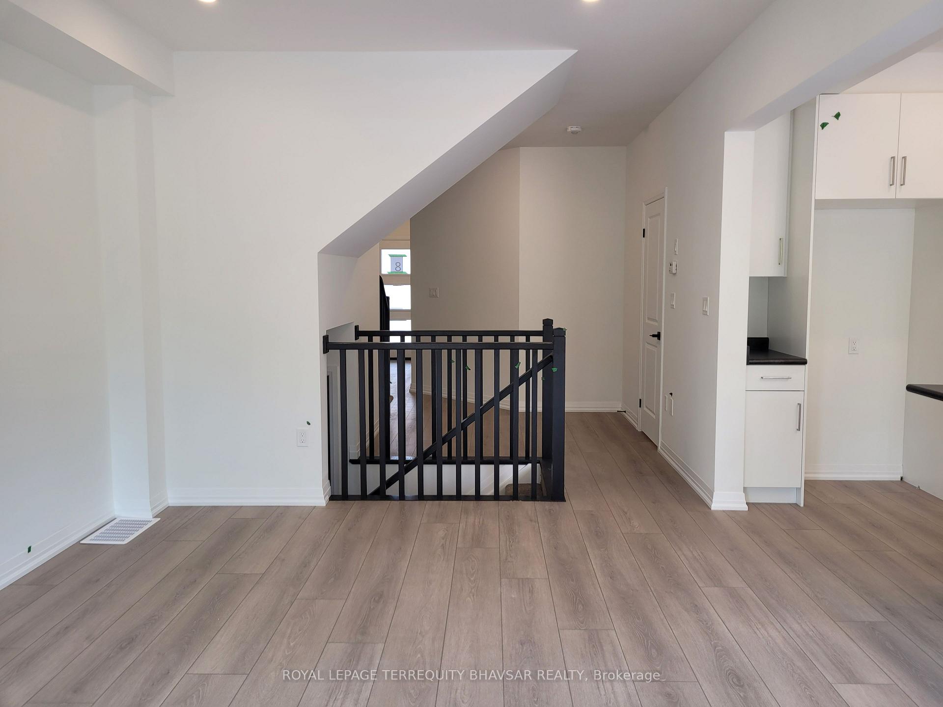 Photo 11 of Unit 8, 4552 Portage Road, Niagara Falls, Cherrywood — HOMEH