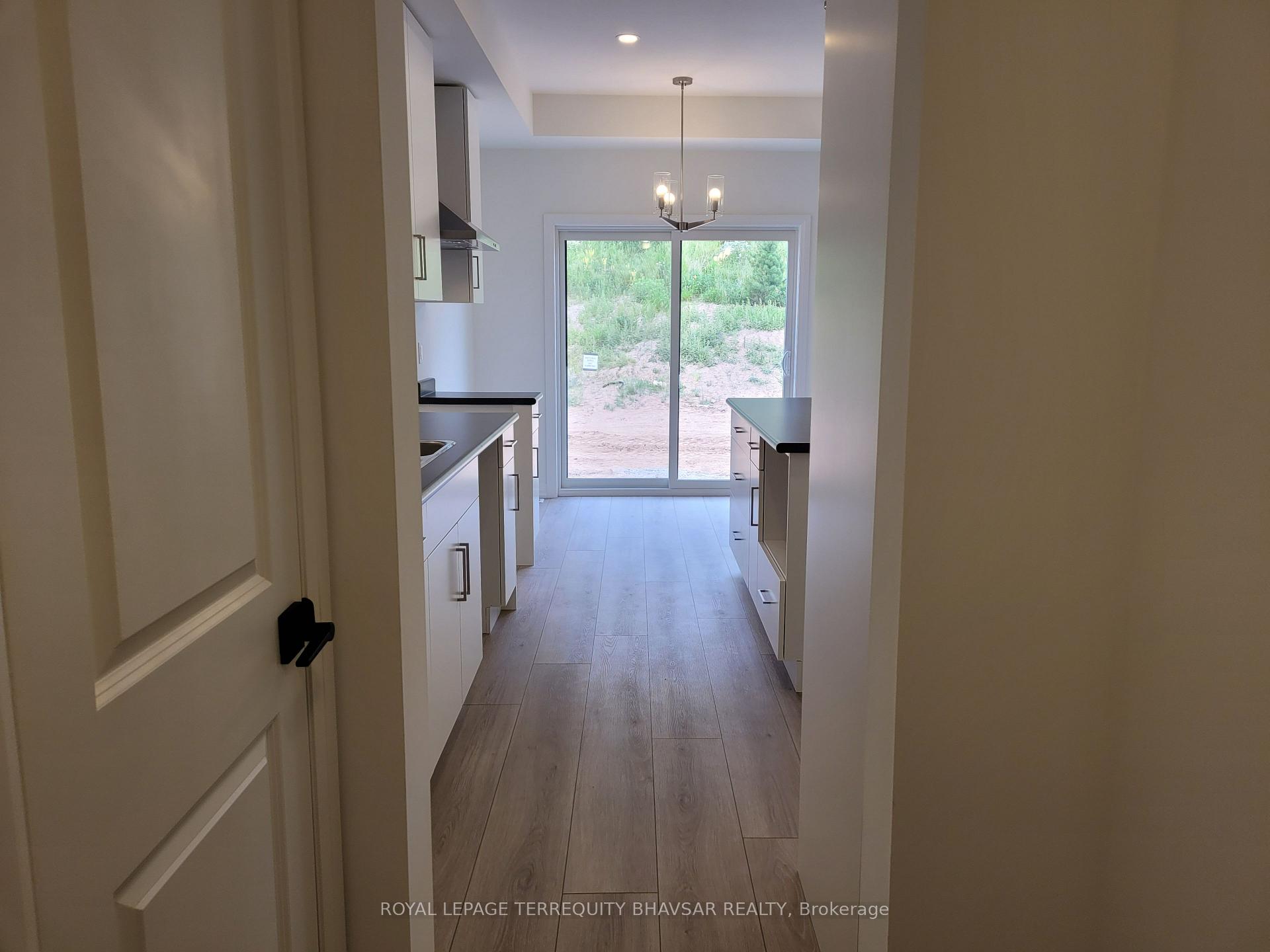 Photo 31 of Unit 8, 4552 Portage Road, Niagara Falls, Cherrywood — HOMEH
