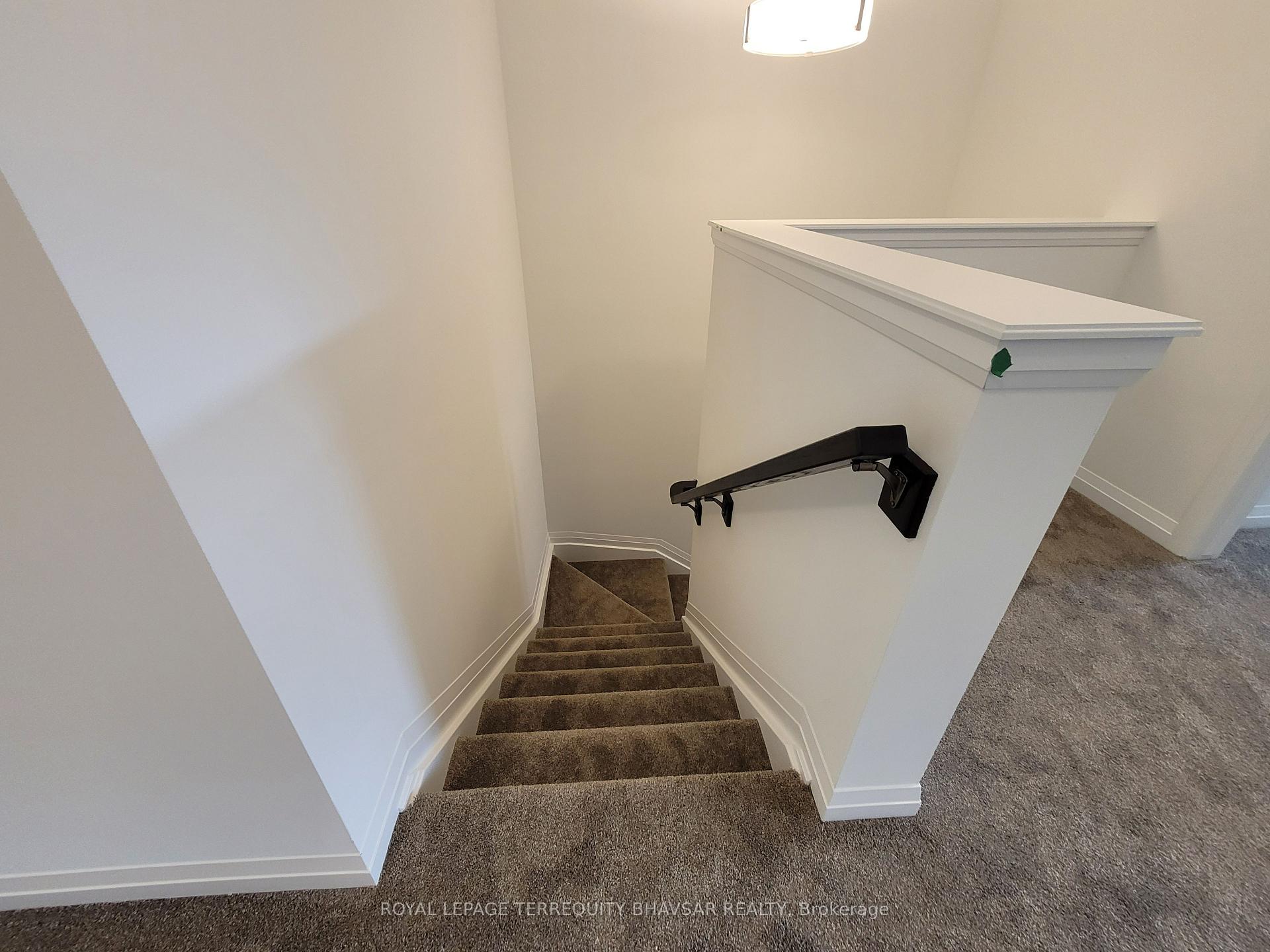 Photo 33 of Unit 8, 4552 Portage Road, Niagara Falls, Cherrywood — HOMEH