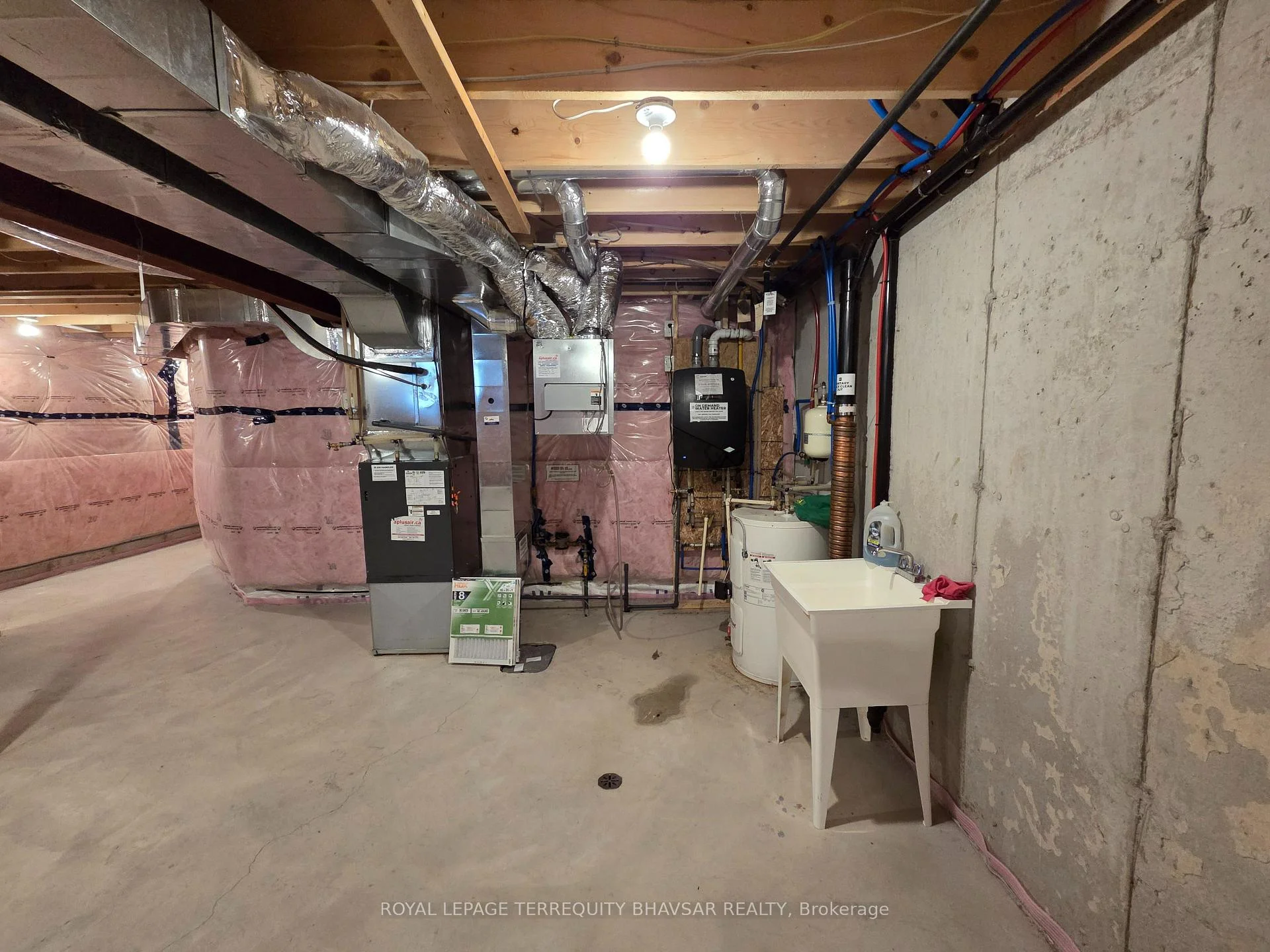 Photo 81 of Unit 8, 4552 Portage Road, Niagara Falls, Cherrywood — HOMEH