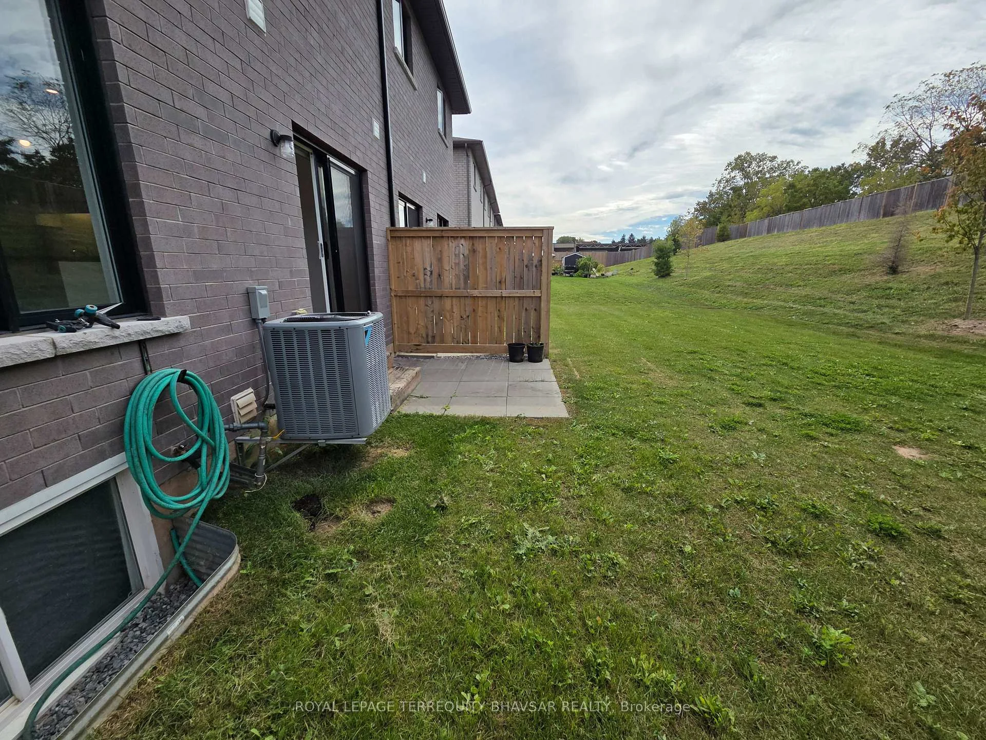 Photo 85 of Unit 8, 4552 Portage Road, Niagara Falls, Cherrywood — HOMEH