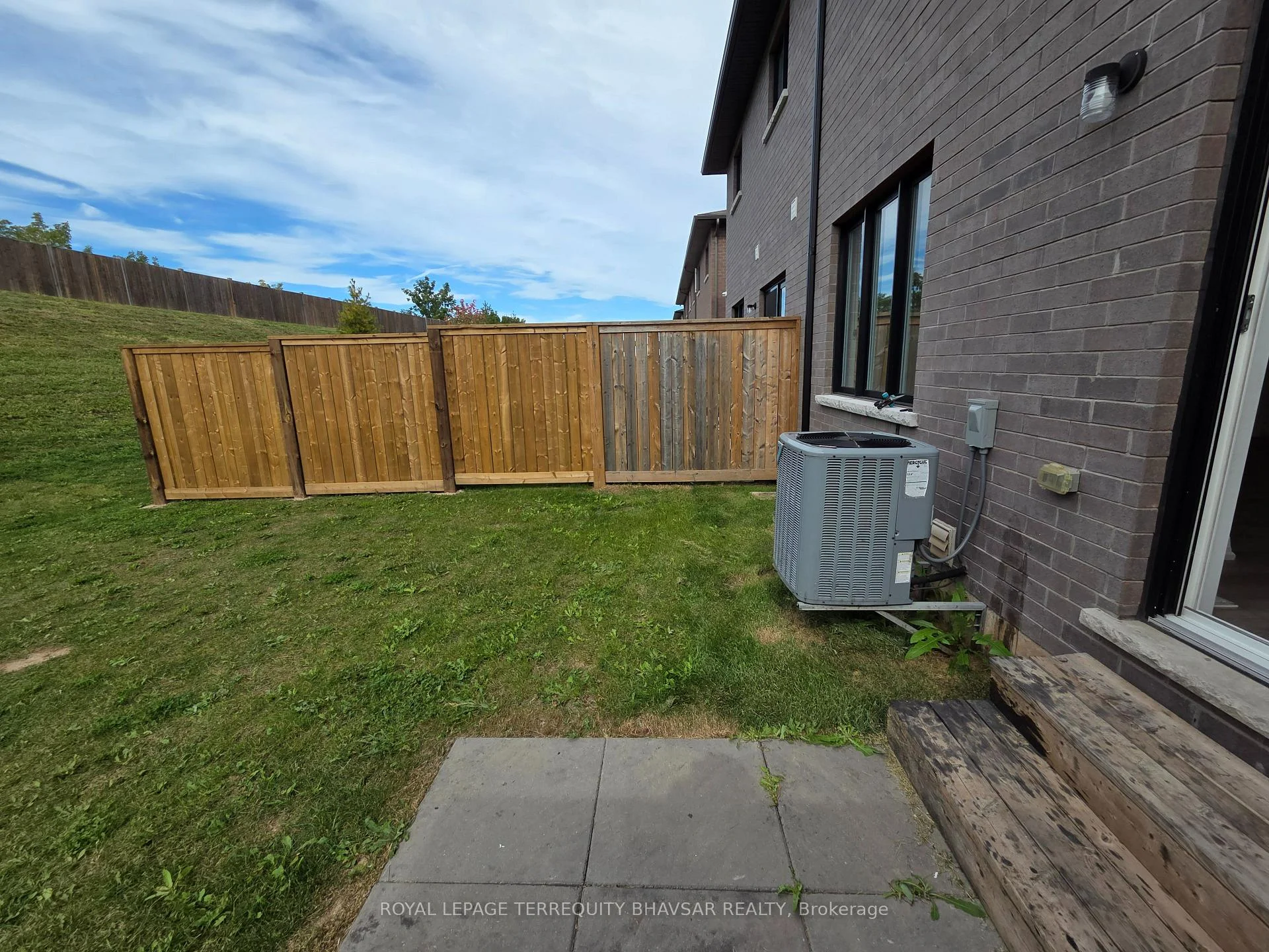 Photo 86 of Unit 8, 4552 Portage Road, Niagara Falls, Cherrywood — HOMEH
