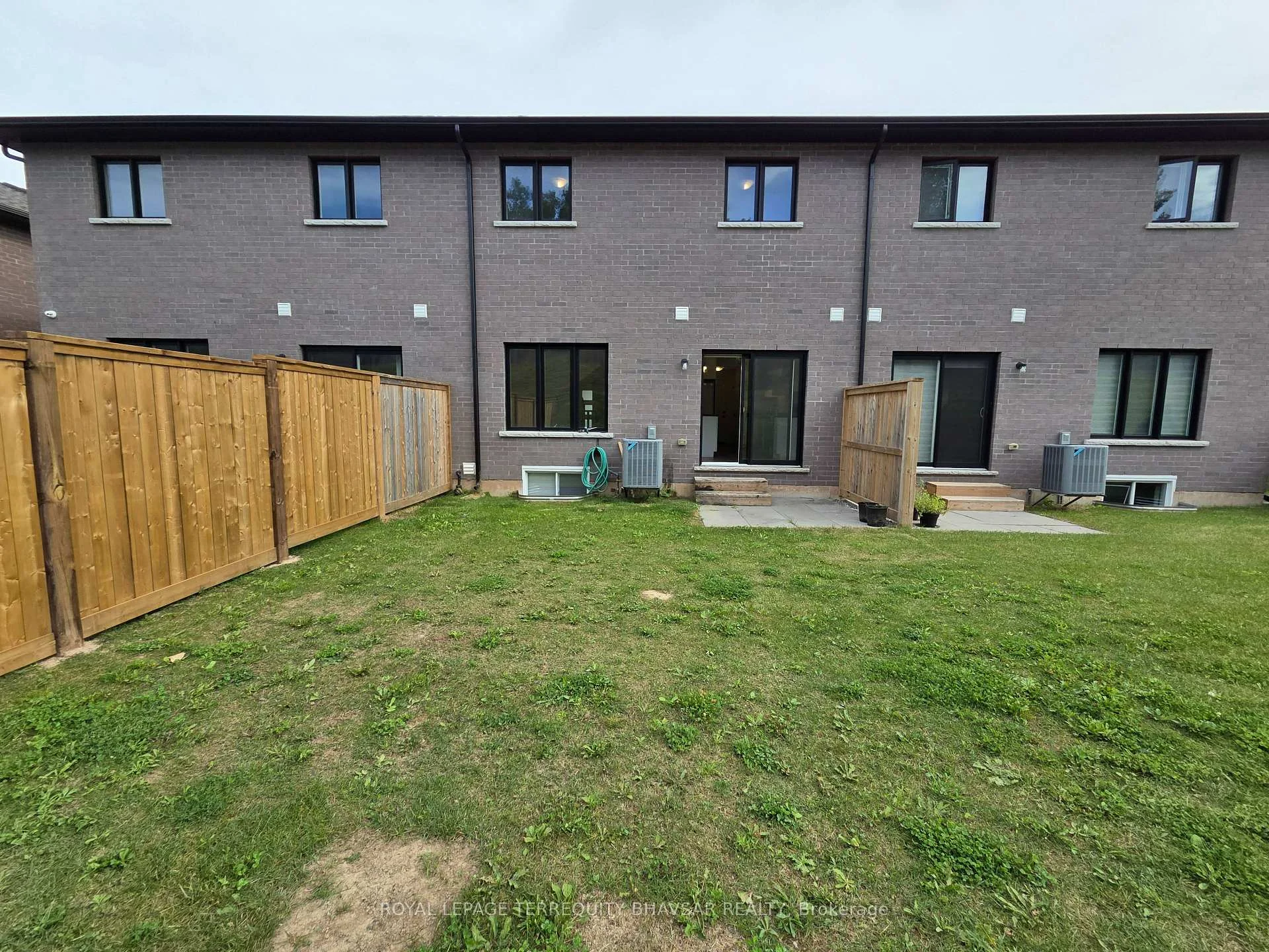 Photo 87 of Unit 8, 4552 Portage Road, Niagara Falls, Cherrywood — HOMEH