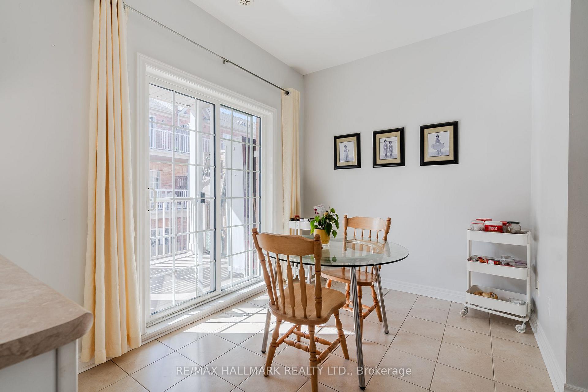 Photo 6 of 24 Carnahan Terrace, Toronto, East End-Danforth — HOMEH
