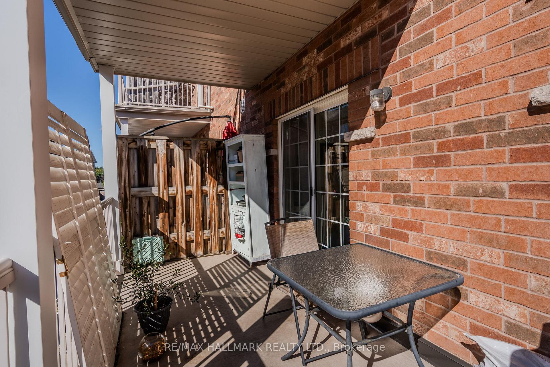 Photo 9 of 24 Carnahan Terrace, Toronto, East End-Danforth — HOMEH