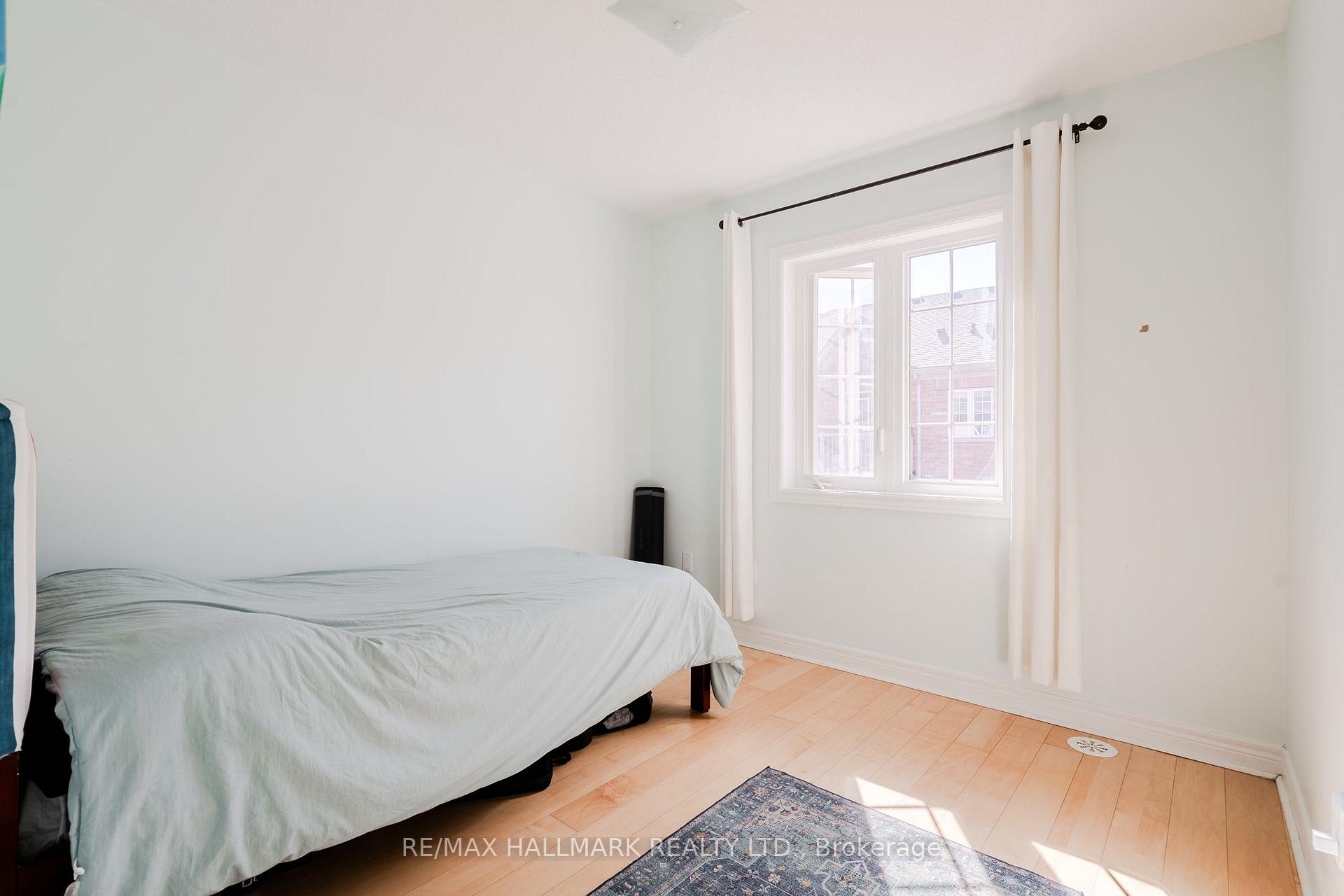 Photo 14 of 24 Carnahan Terrace, Toronto, East End-Danforth — HOMEH