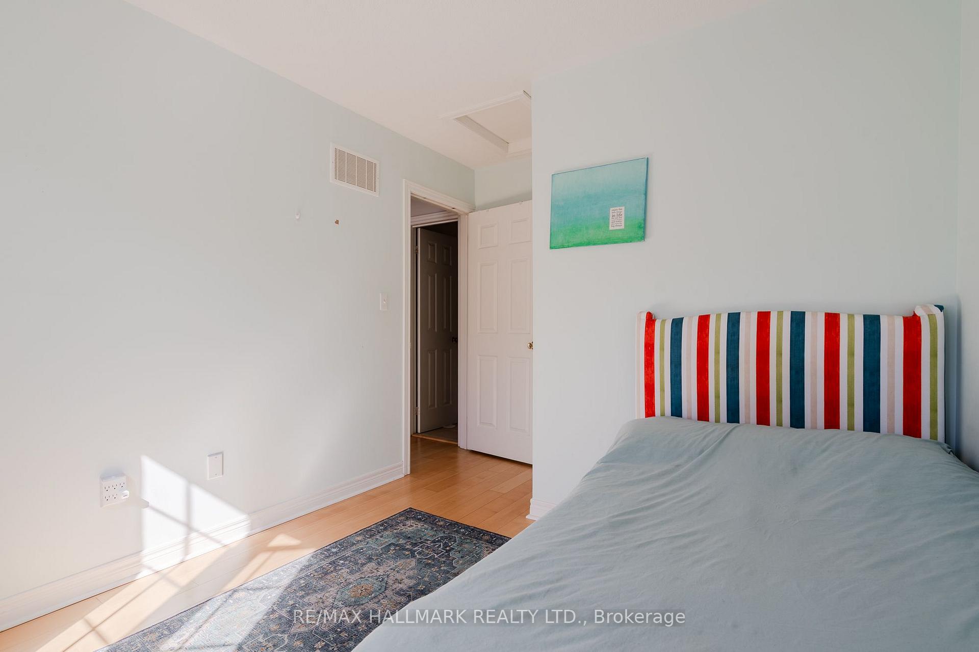 Photo 15 of 24 Carnahan Terrace, Toronto, East End-Danforth — HOMEH