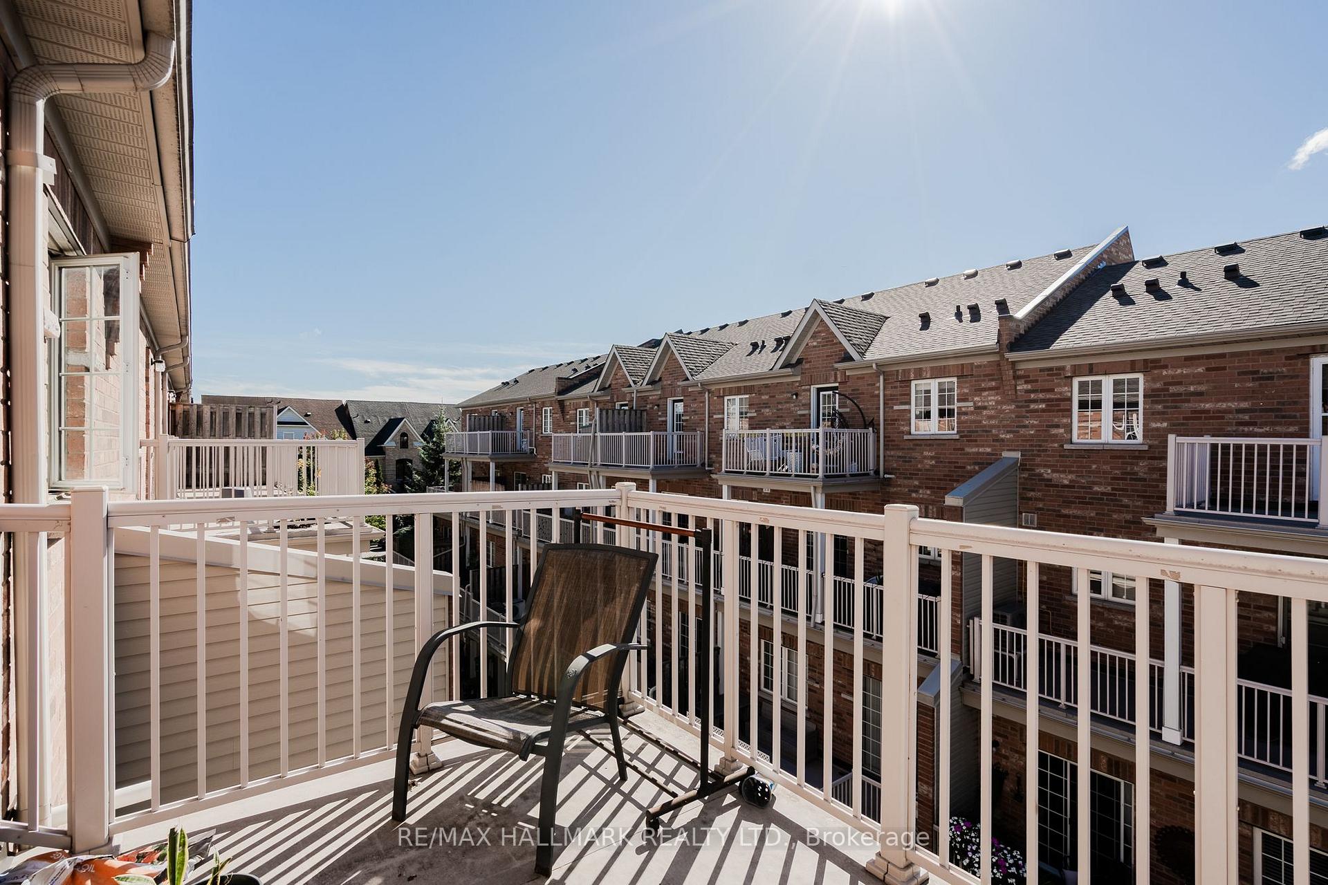 Photo 17 of 24 Carnahan Terrace, Toronto, East End-Danforth — HOMEH