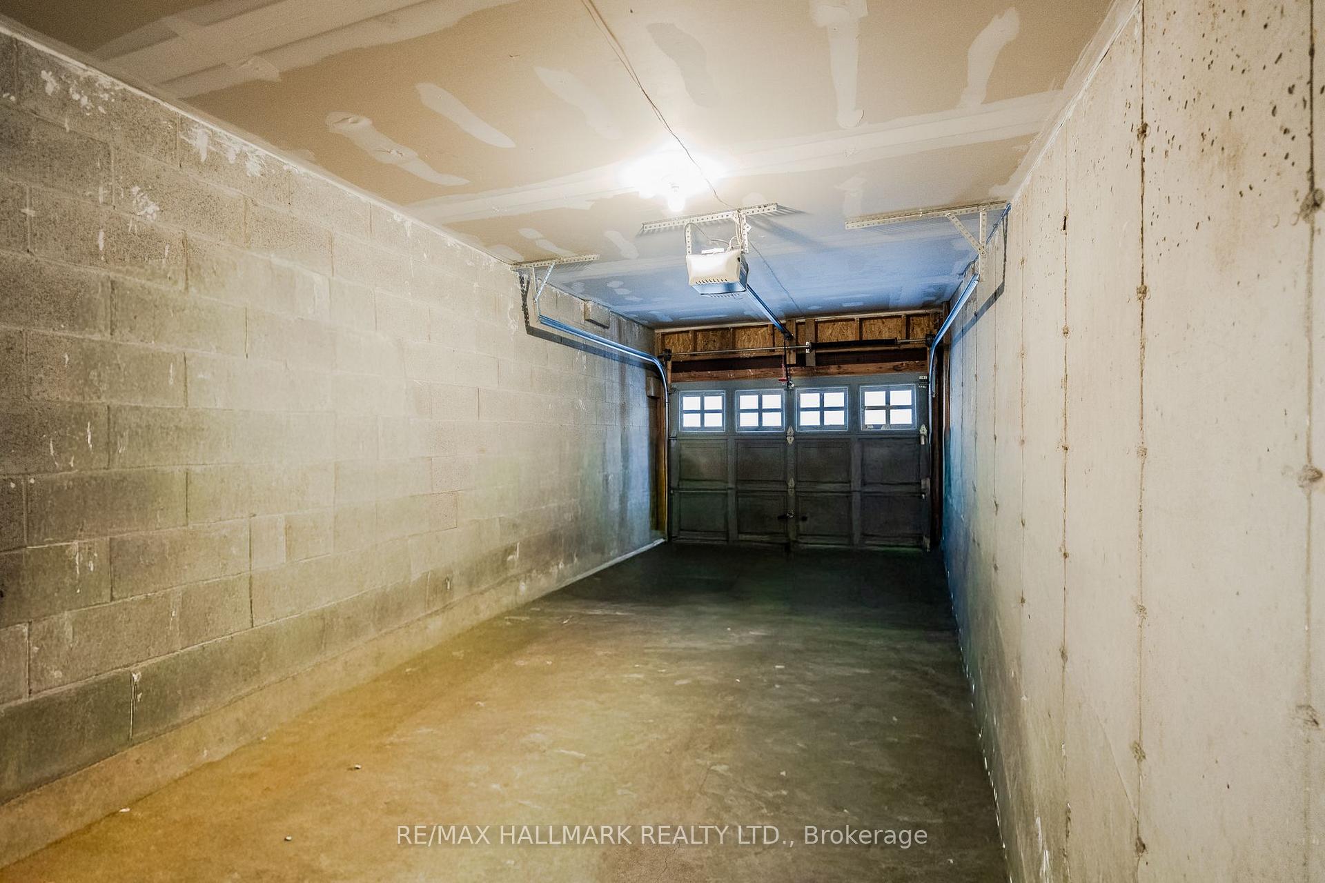 Photo 18 of 24 Carnahan Terrace, Toronto, East End-Danforth — HOMEH
