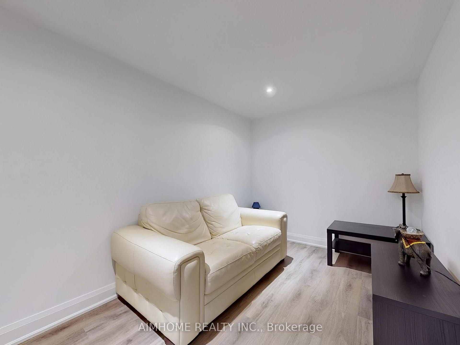 Photo 5 of Unit Lower L, 51 Royal Orchard Boulevard, Markham, Royal Orchard — HOMEH