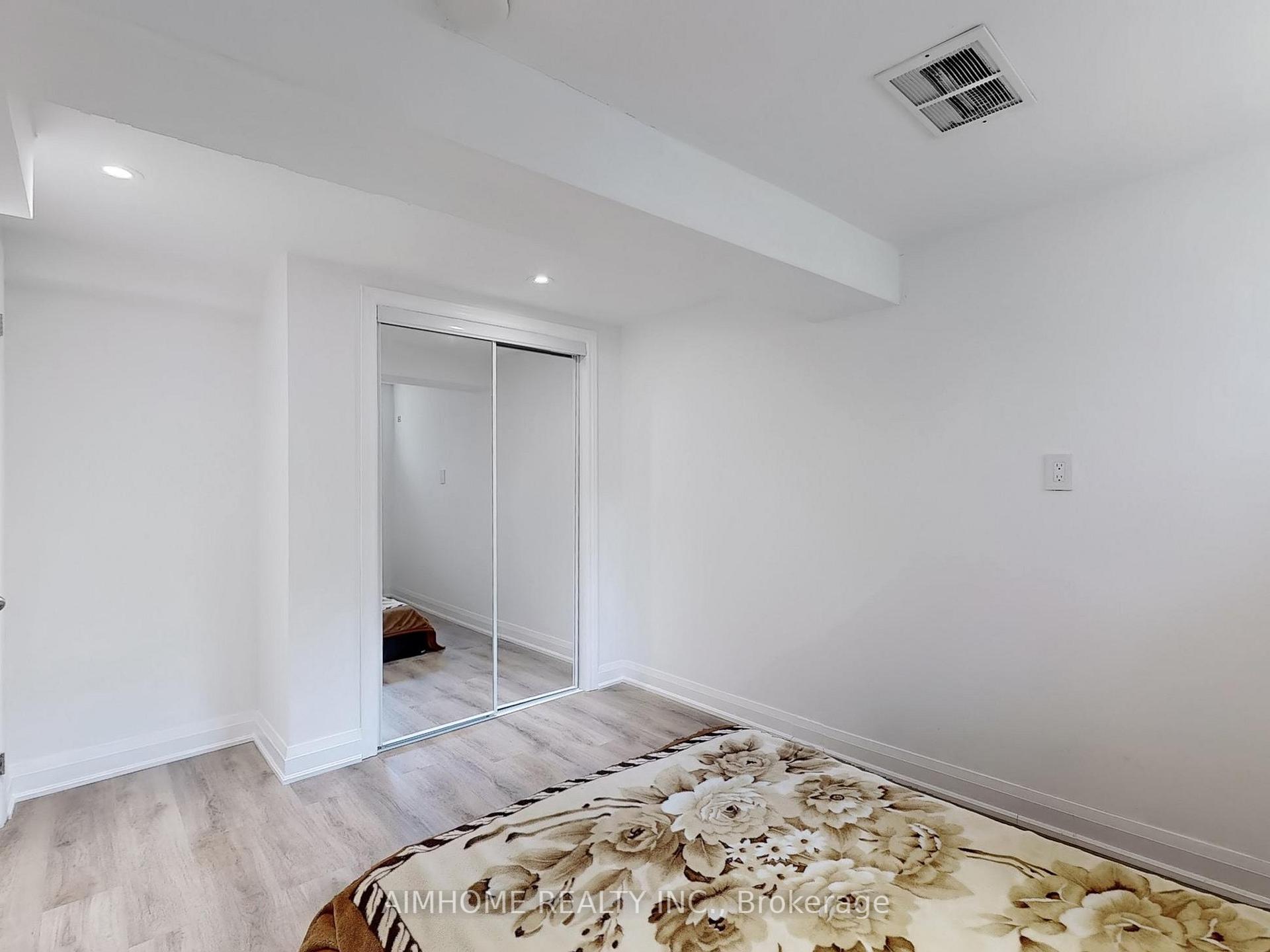Photo 7 of Unit Lower L, 51 Royal Orchard Boulevard, Markham, Royal Orchard — HOMEH
