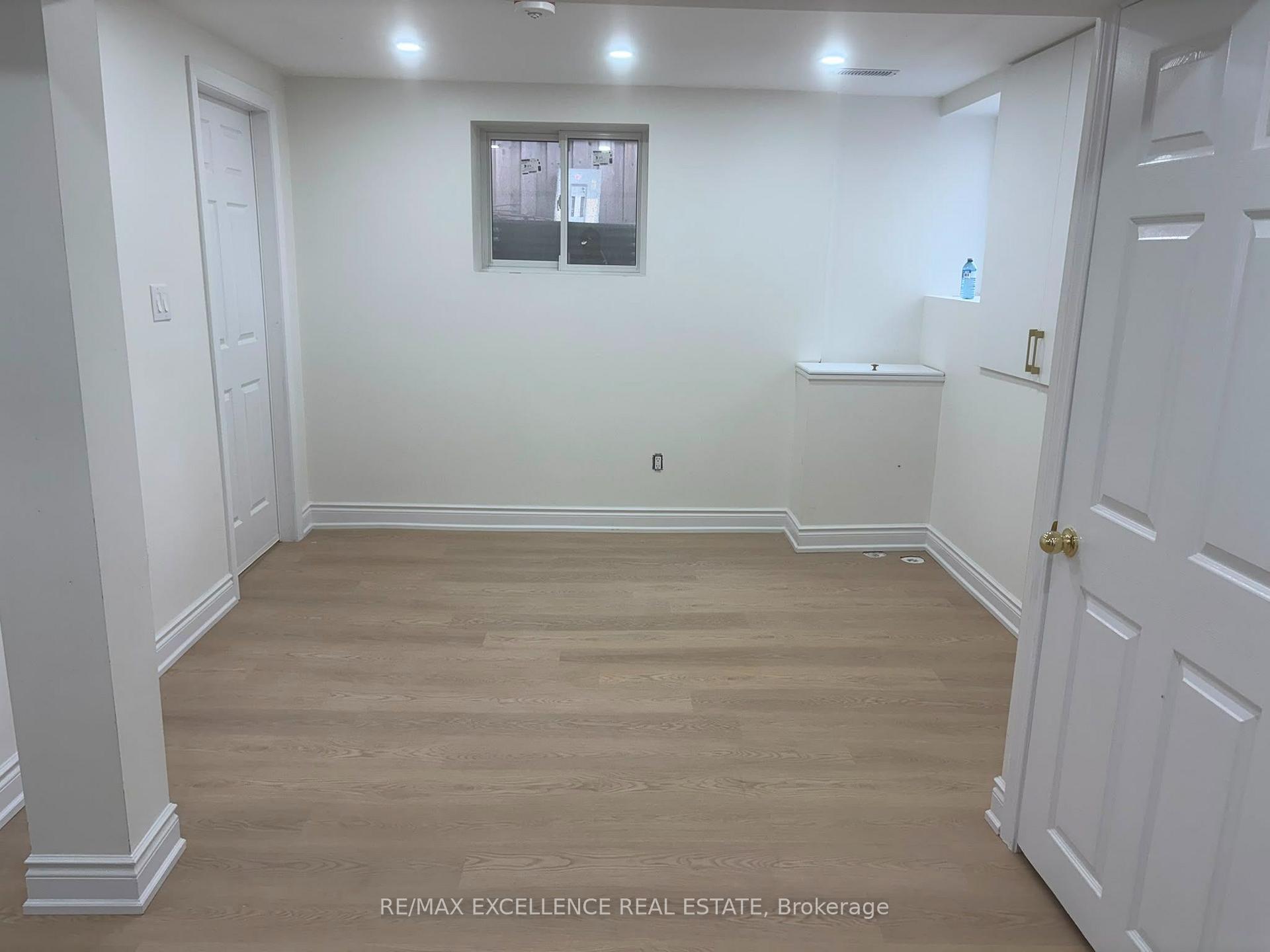 Photo 2 of Unit Basement, 66 Townley Crescent, Brampton, Heart Lake West — HOMEH