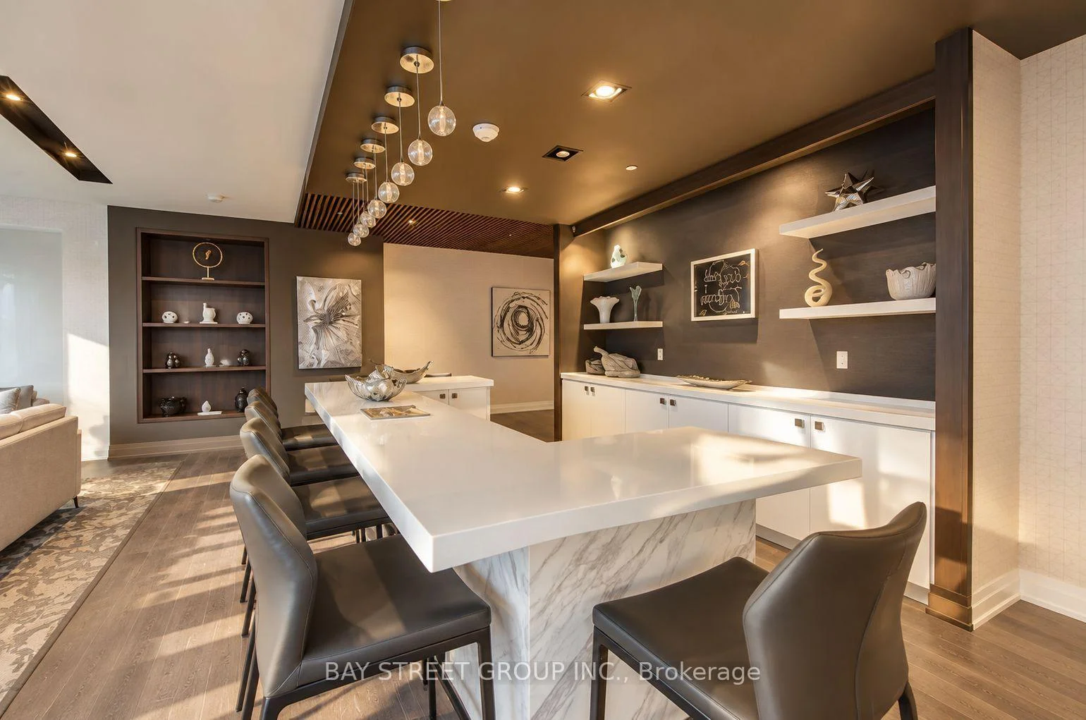 Photo 8 of Unit #407, 39 annie craig Drive, Etobicoke, Mimico — HOMEH