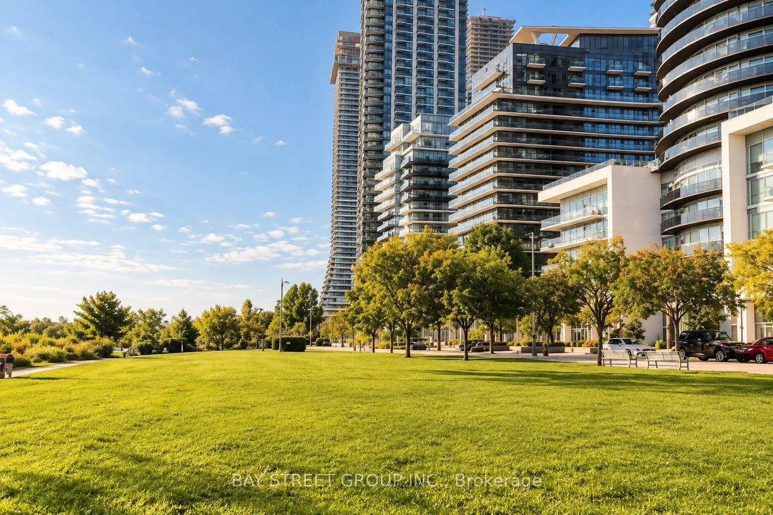 Photo 11 of Unit #407, 39 annie craig Drive, Etobicoke, Mimico — HOMEH