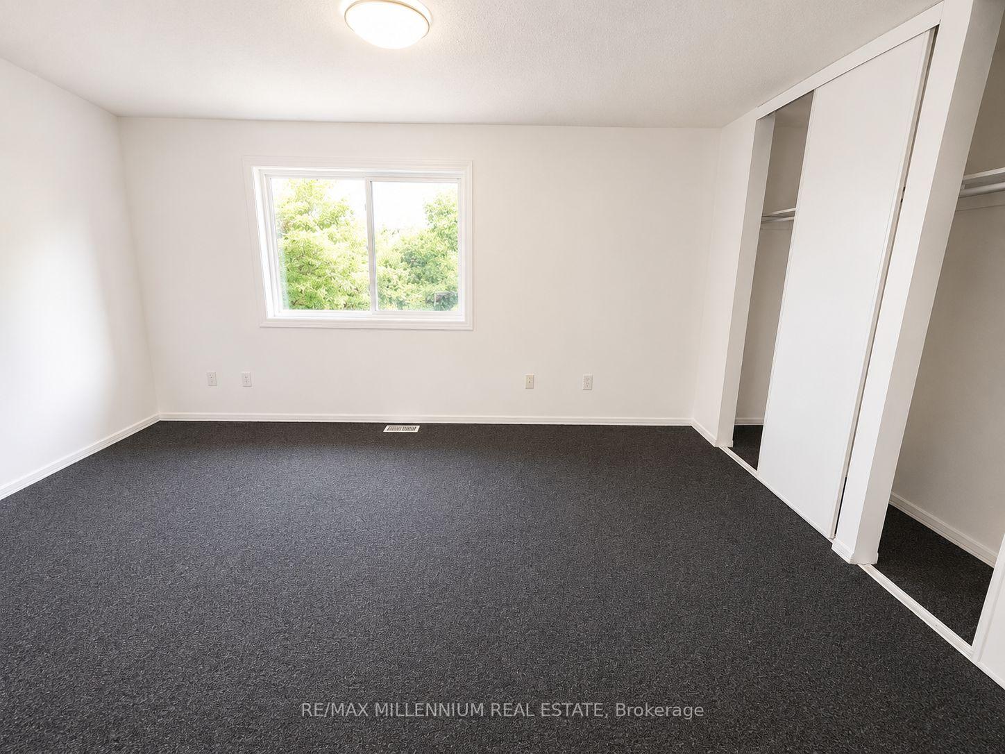 Photo 6 of Unit 24, 414 Stone Road, Guelph, Clairfields/Hanlon Business Park — HOMEH