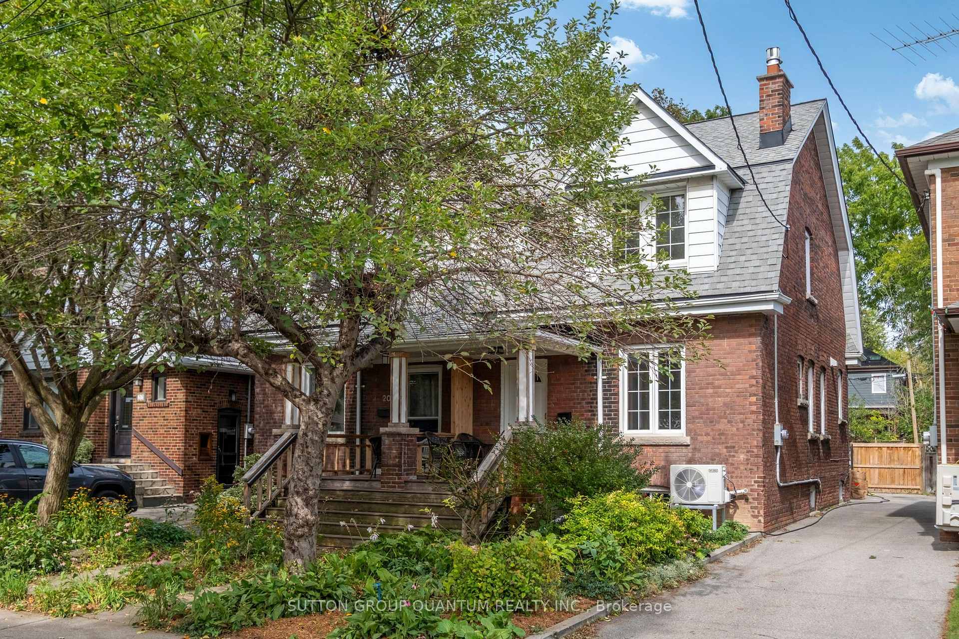 Photo 1 of 18 Albani Street, Etobicoke, Mimico — HOMEH