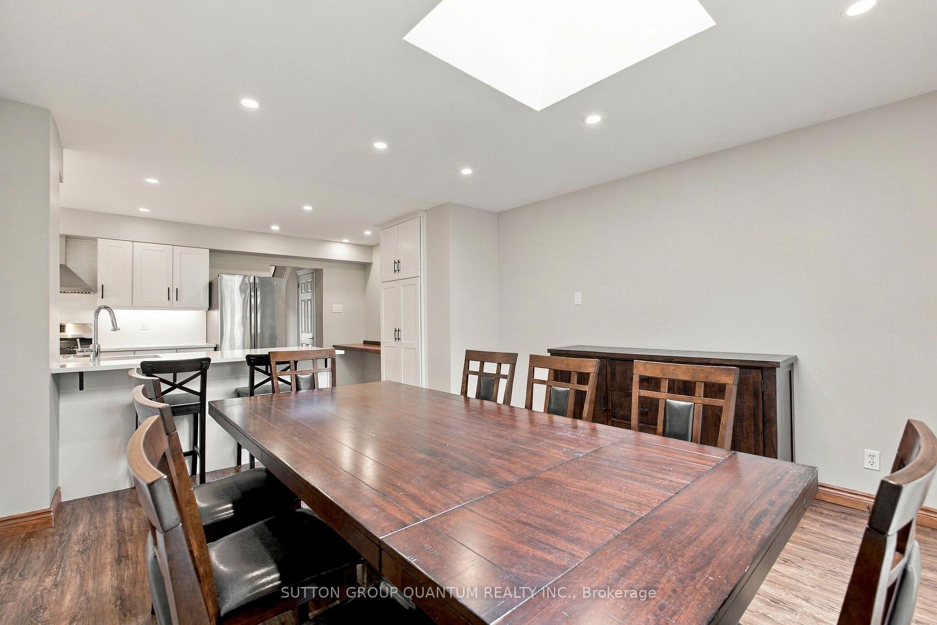 Photo 14 of 18 Albani Street, Etobicoke, Mimico — HOMEH