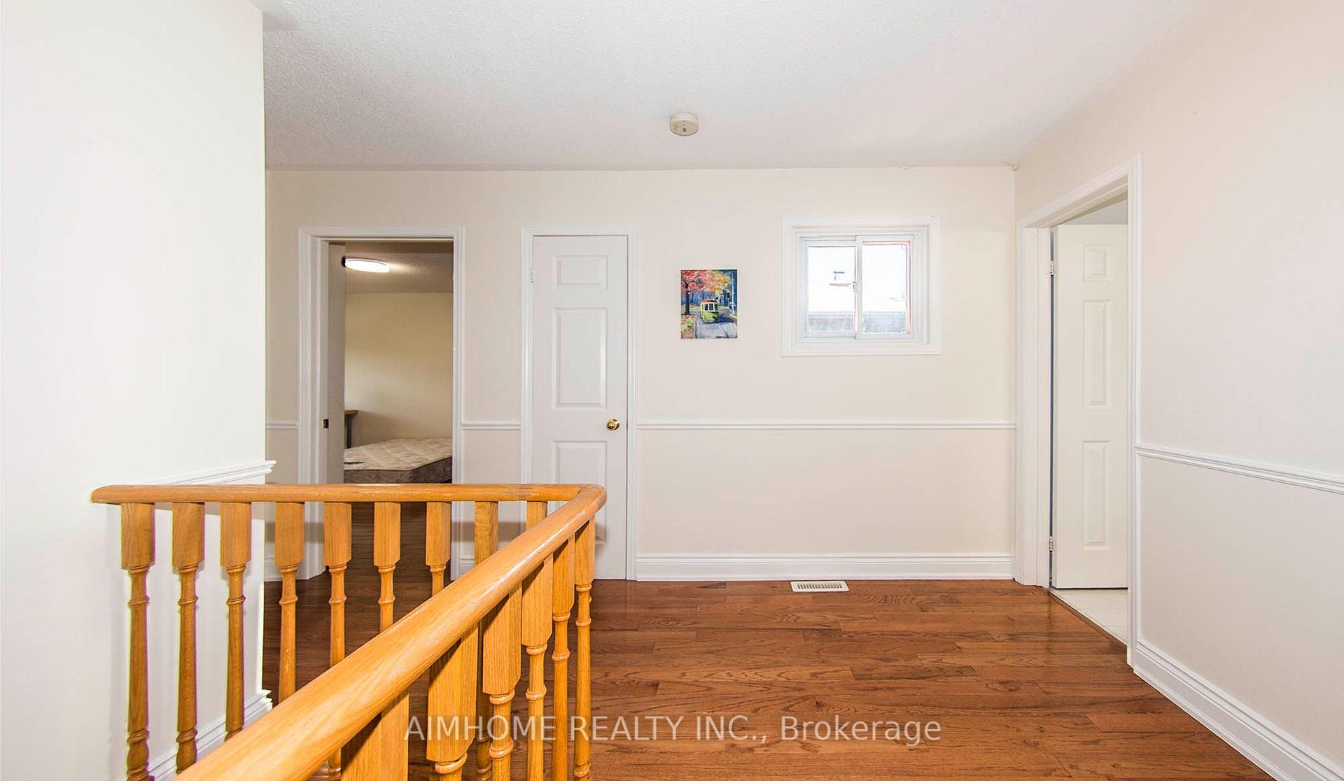 Photo 12 of 1122 Glen Valley Road, Oakville, West Oak Trails — HOMEH