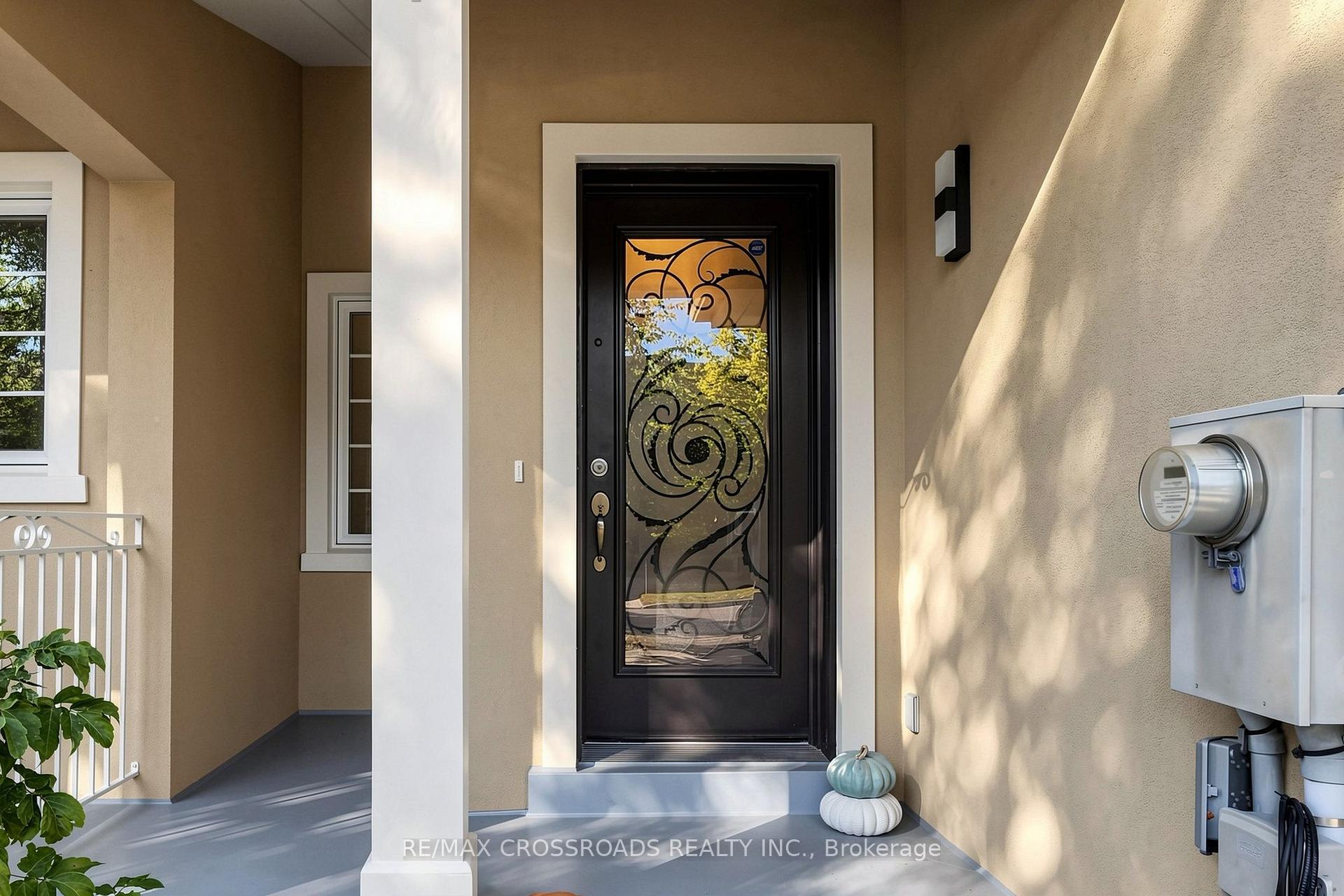 Photo 3 of 74 Romance Drive, Richmond Hill, Rouge Woods — HOMEH