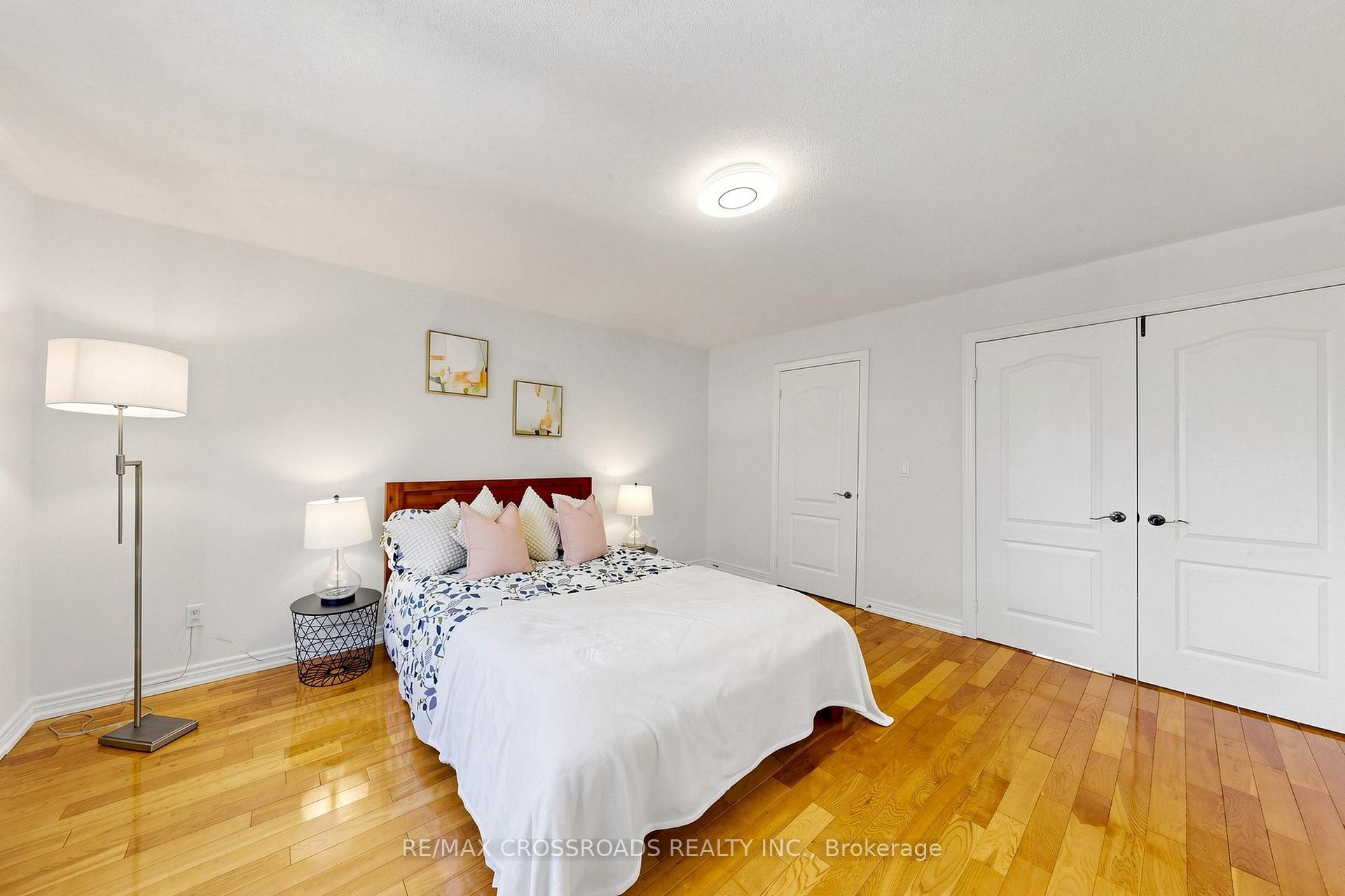 Photo 51 of 74 Romance Drive, Richmond Hill, Rouge Woods — HOMEH