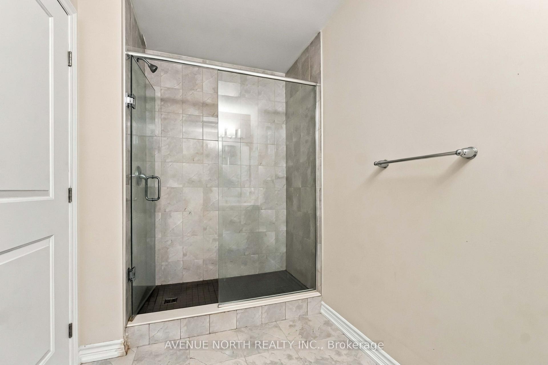 Photo 24 of 1350 Hemlock Road, Ottawa, CFB Rockcliffe and Area — HOMEH