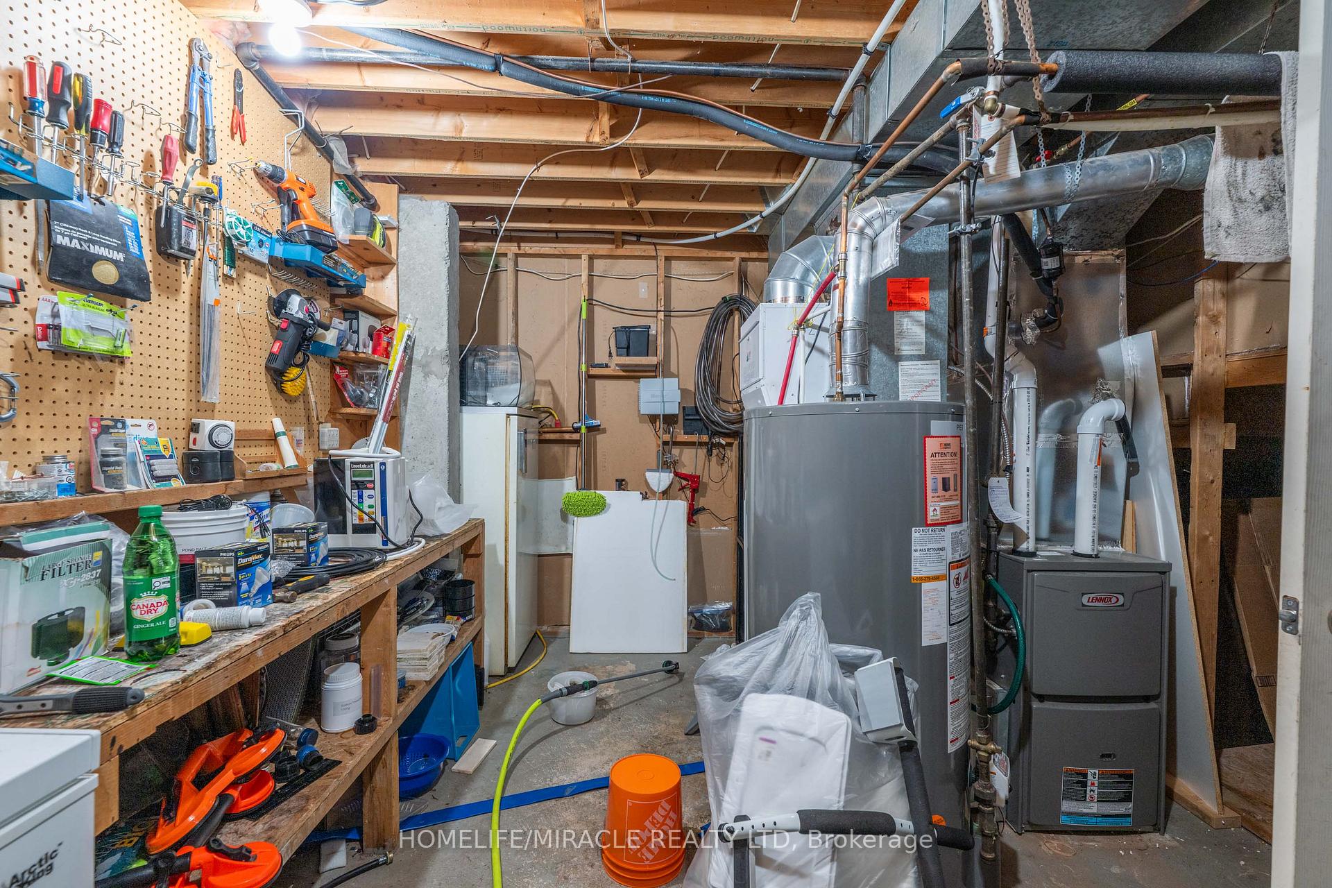 Photo 37 of 9 Iris Crescent, Brampton, Snelgrove — HOMEH
