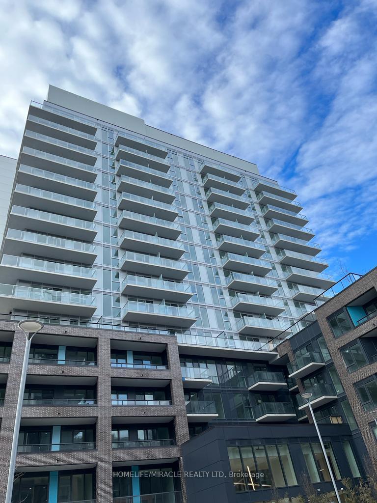 Photo of Unit 114, 185 Deerfield Road
