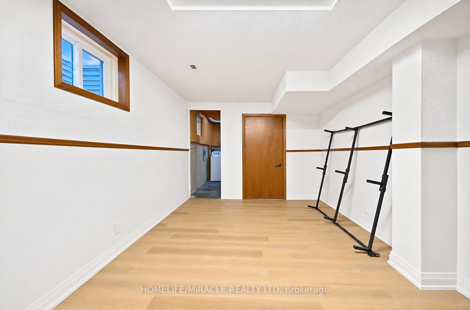 Photo 43 of 8 Loire Court, Etobicoke, West Humber-Clairville — HOMEH