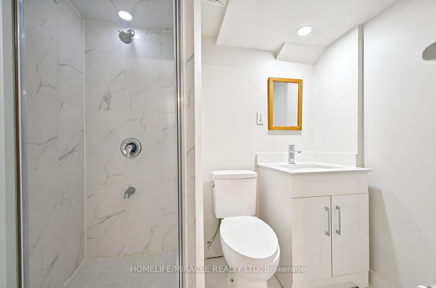 Photo 45 of 8 Loire Court, Etobicoke, West Humber-Clairville — HOMEH