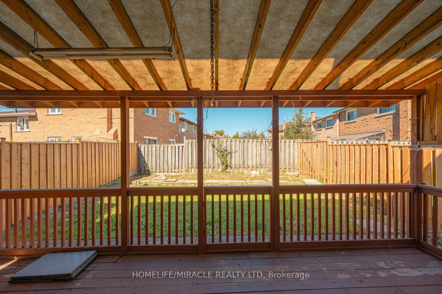 Photo 49 of 8 Loire Court, Etobicoke, West Humber-Clairville — HOMEH