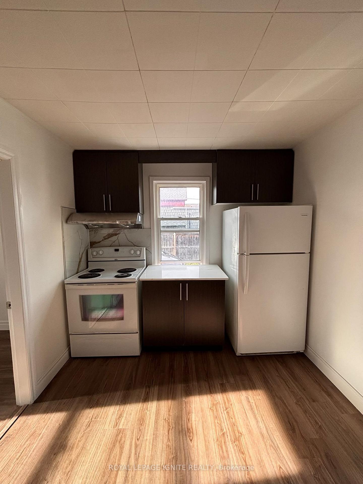 Photo 6 of Unit 3, 178 Park Road N, Oshawa, McLaughlin — HOMEH