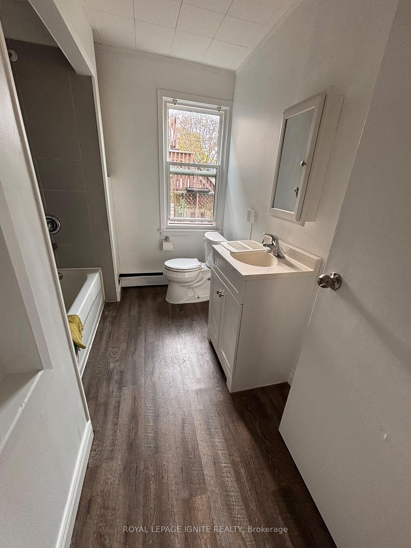 Photo 8 of Unit 3, 178 Park Road N, Oshawa, McLaughlin — HOMEH