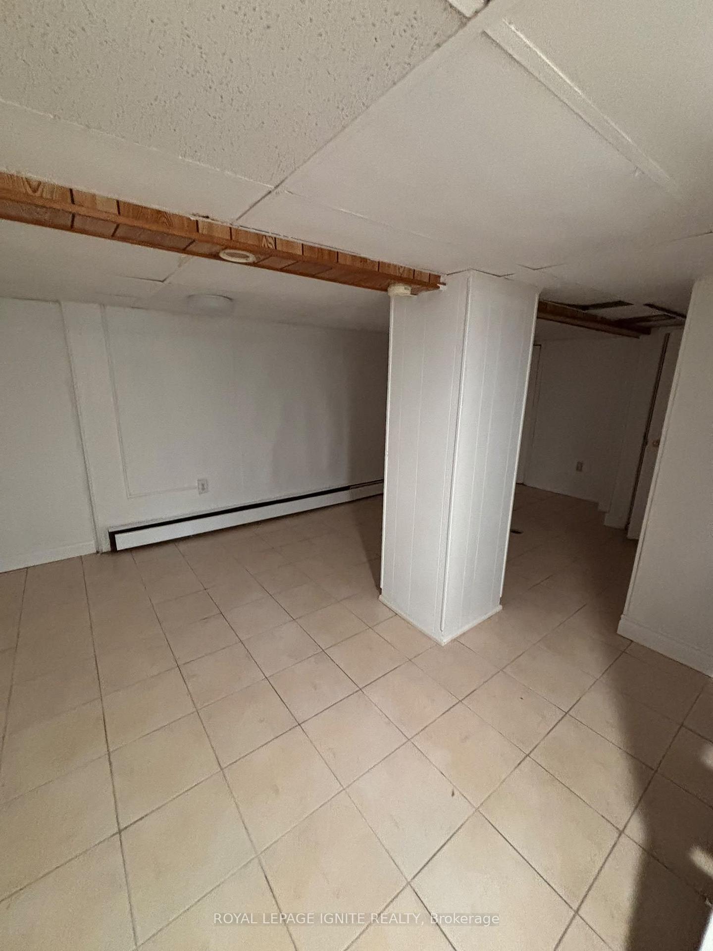 Photo 9 of Unit 3, 178 Park Road N, Oshawa, McLaughlin — HOMEH