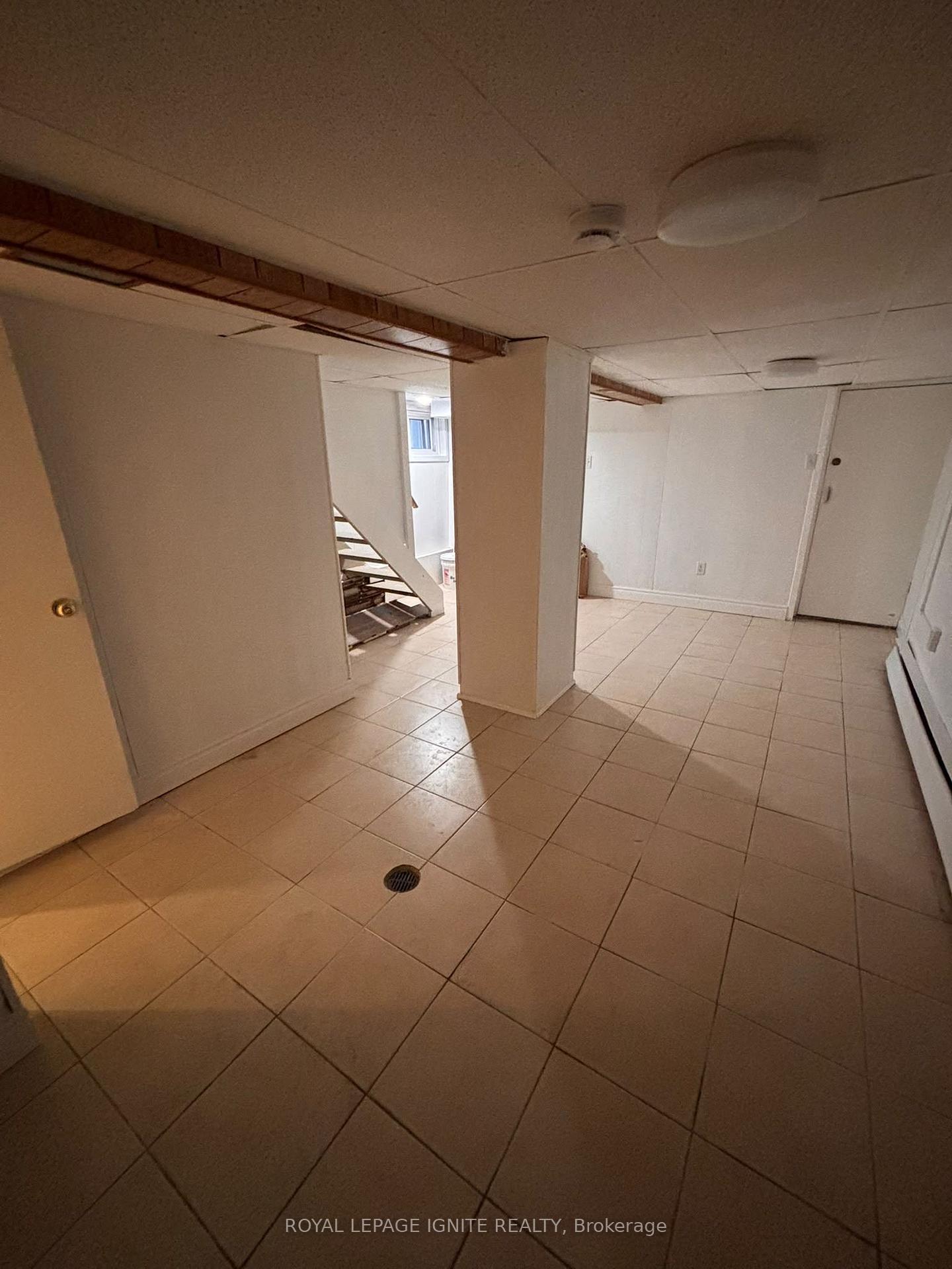 Photo 11 of Unit 3, 178 Park Road N, Oshawa, McLaughlin — HOMEH