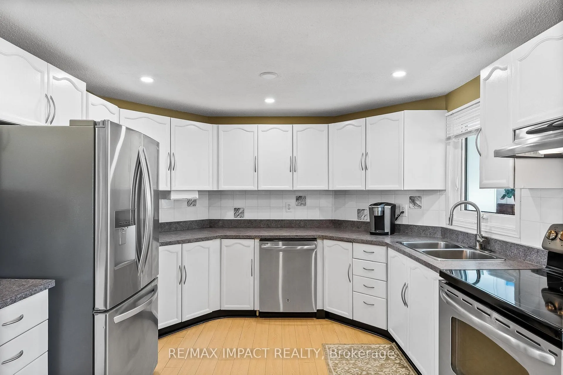 Photo 14 of 19 Bluffs Road, Clarington, Newcastle — HOMEH