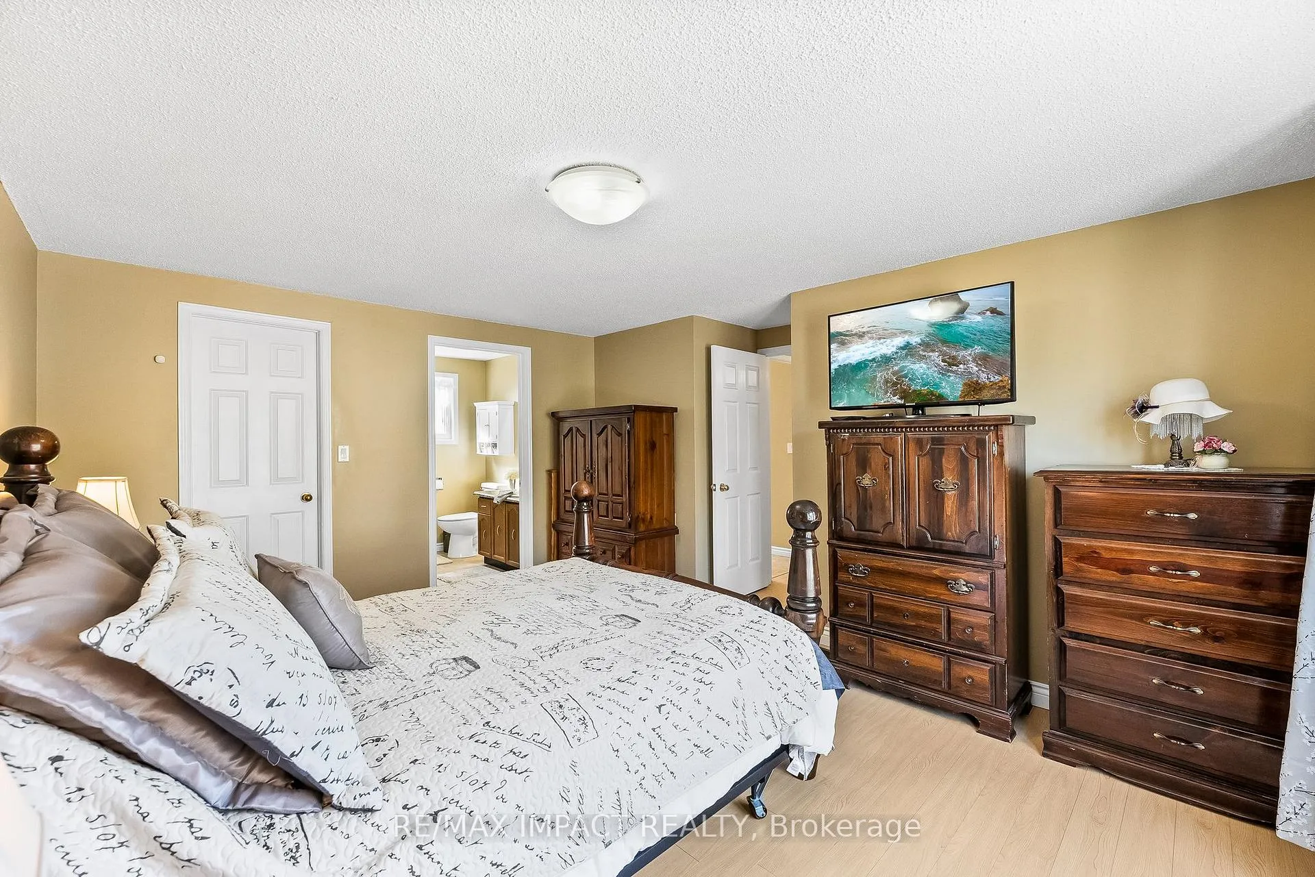 Photo 25 of 19 Bluffs Road, Clarington, Newcastle — HOMEH