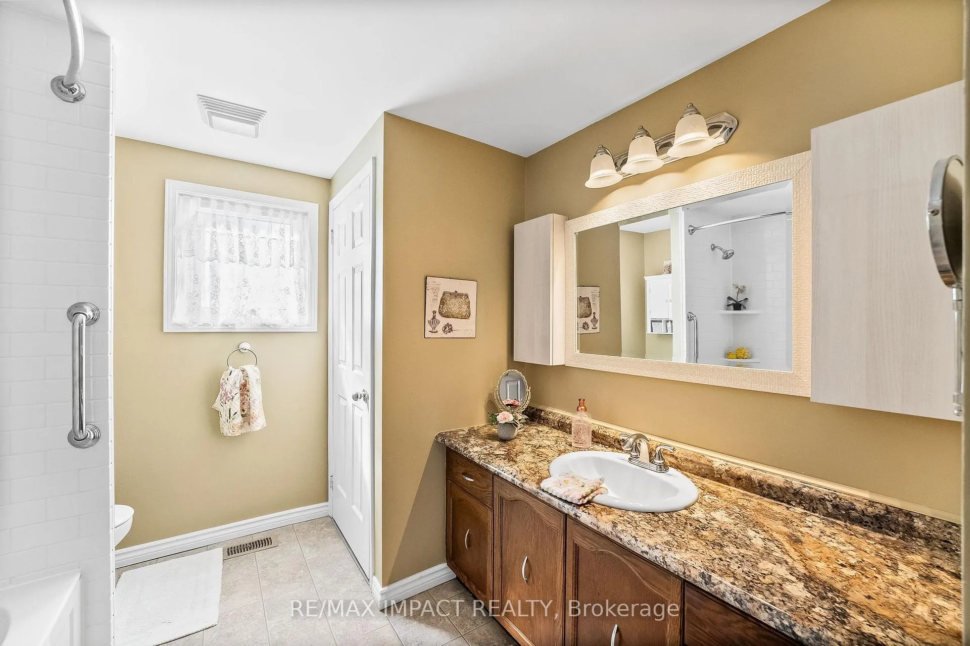 Photo 30 of 19 Bluffs Road, Clarington, Newcastle — HOMEH