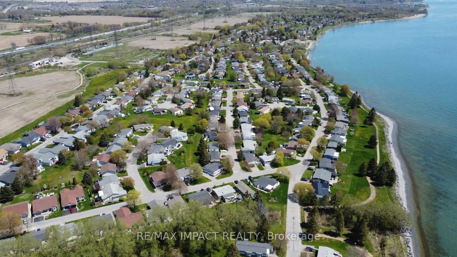 Photo 41 of 19 Bluffs Road, Clarington, Newcastle — HOMEH