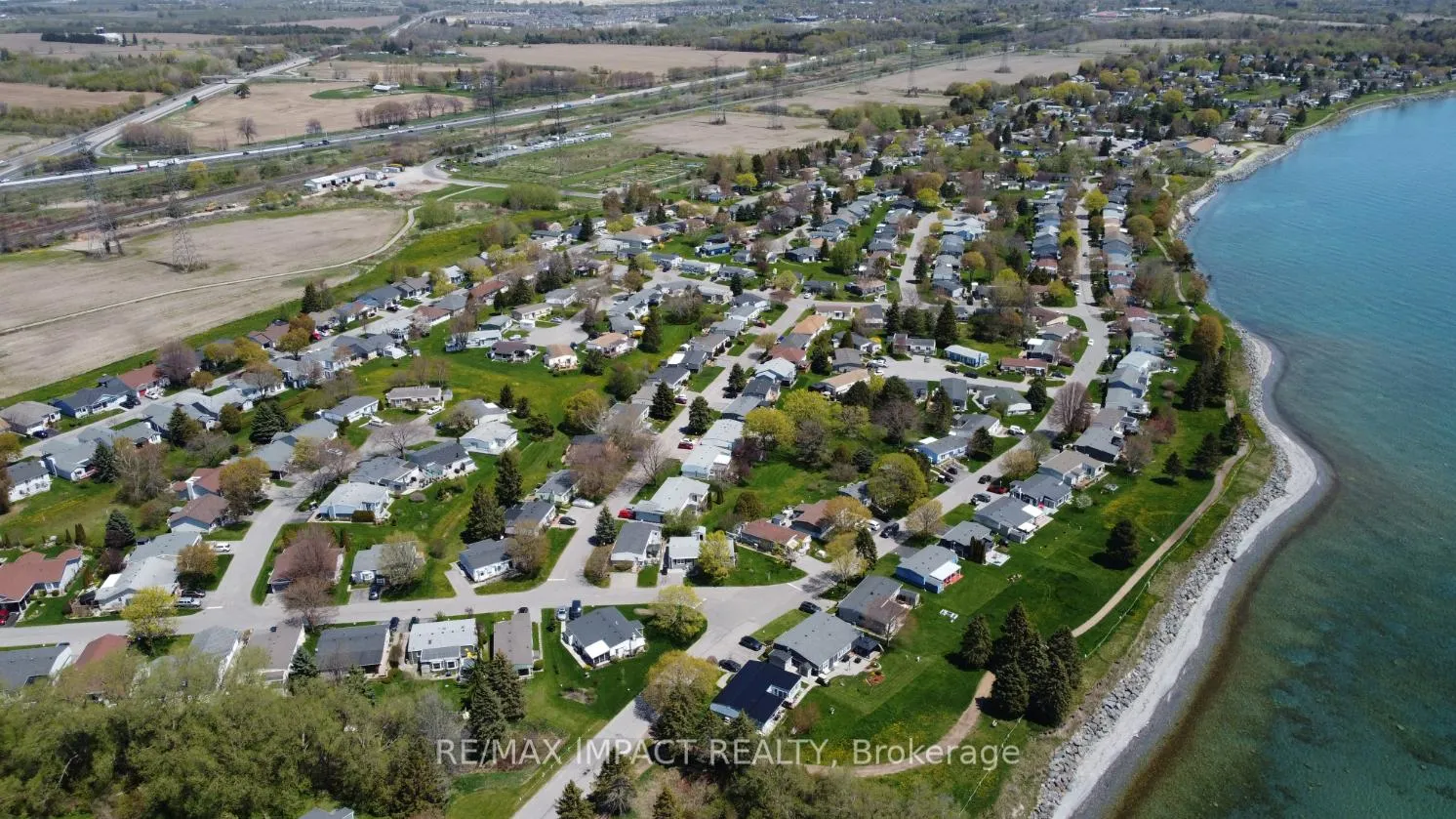 Photo 42 of 19 Bluffs Road, Clarington, Newcastle — HOMEH
