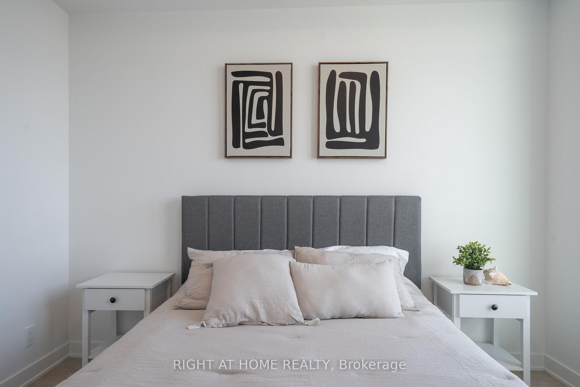 Photo 16 of Unit 2406, 50 Upper Mall Way, Vaughan, Brownridge — HOMEH